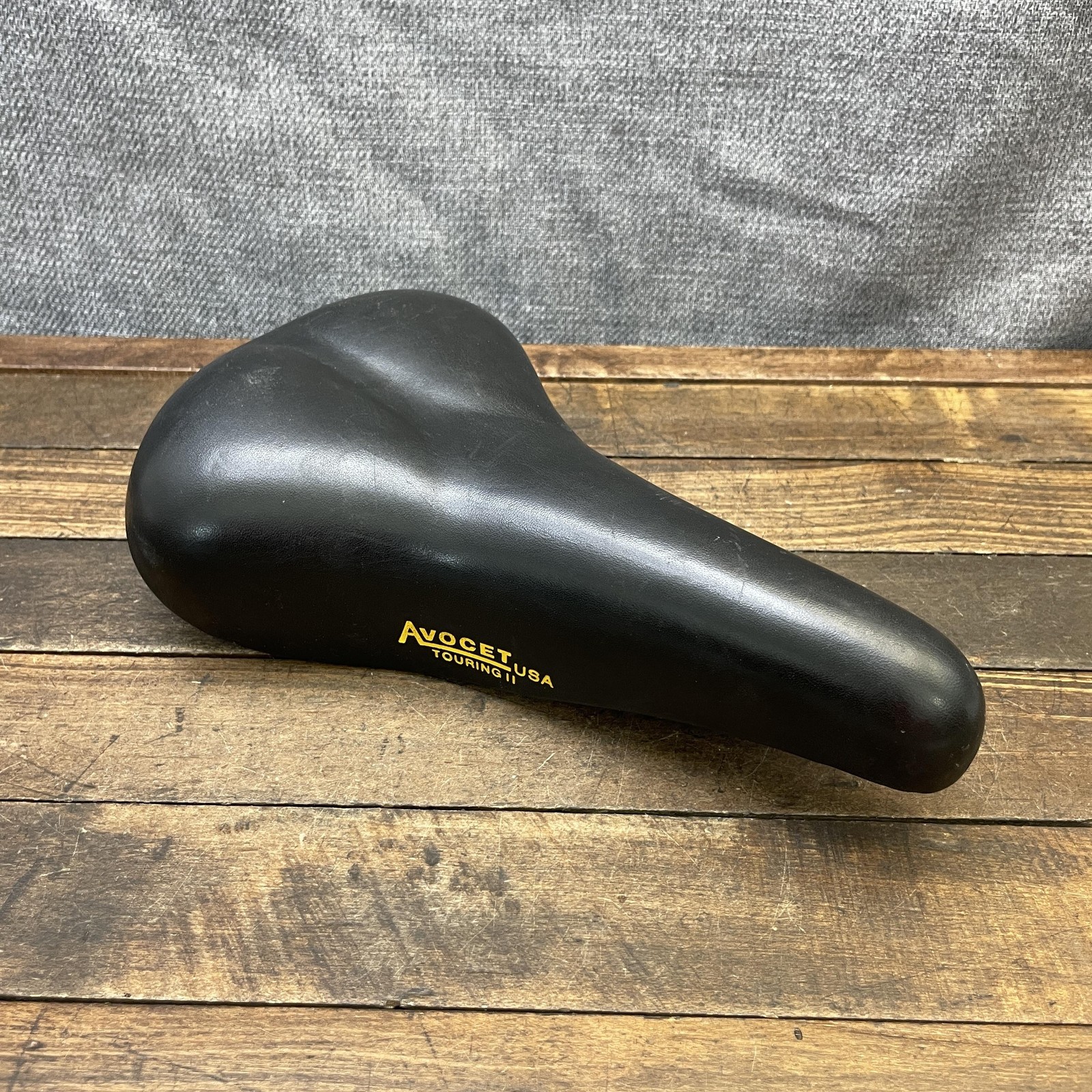 Vintage Avocet Touring II Seat Saddle Black USA Road Touring Bike Comfort 589g
