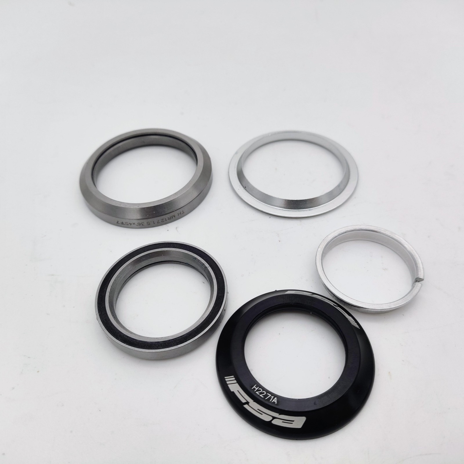 FSA Orbit IS-3 HS2771A 1-1/8″ to 1.5″ IS42 / IS52 Tapered Integrate Headset