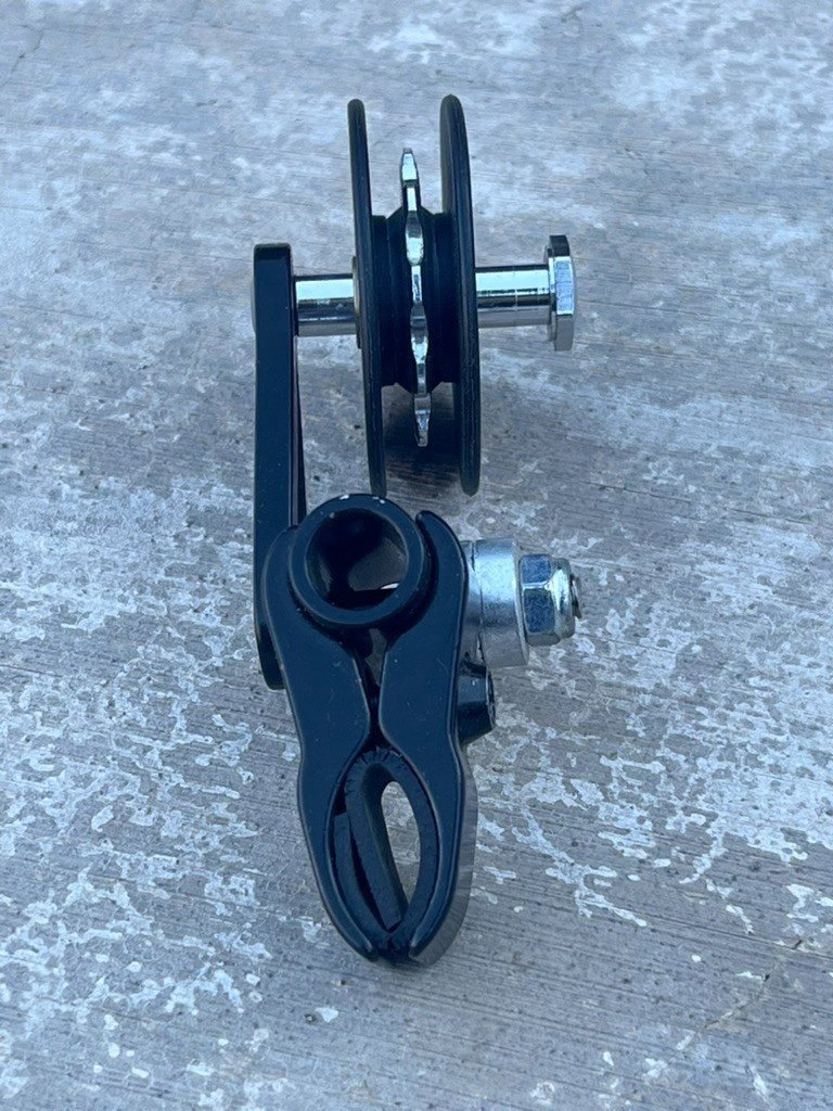 NOS Unbranded Alloy/Plastic Chainstay Singlespeed Chain Tensioner