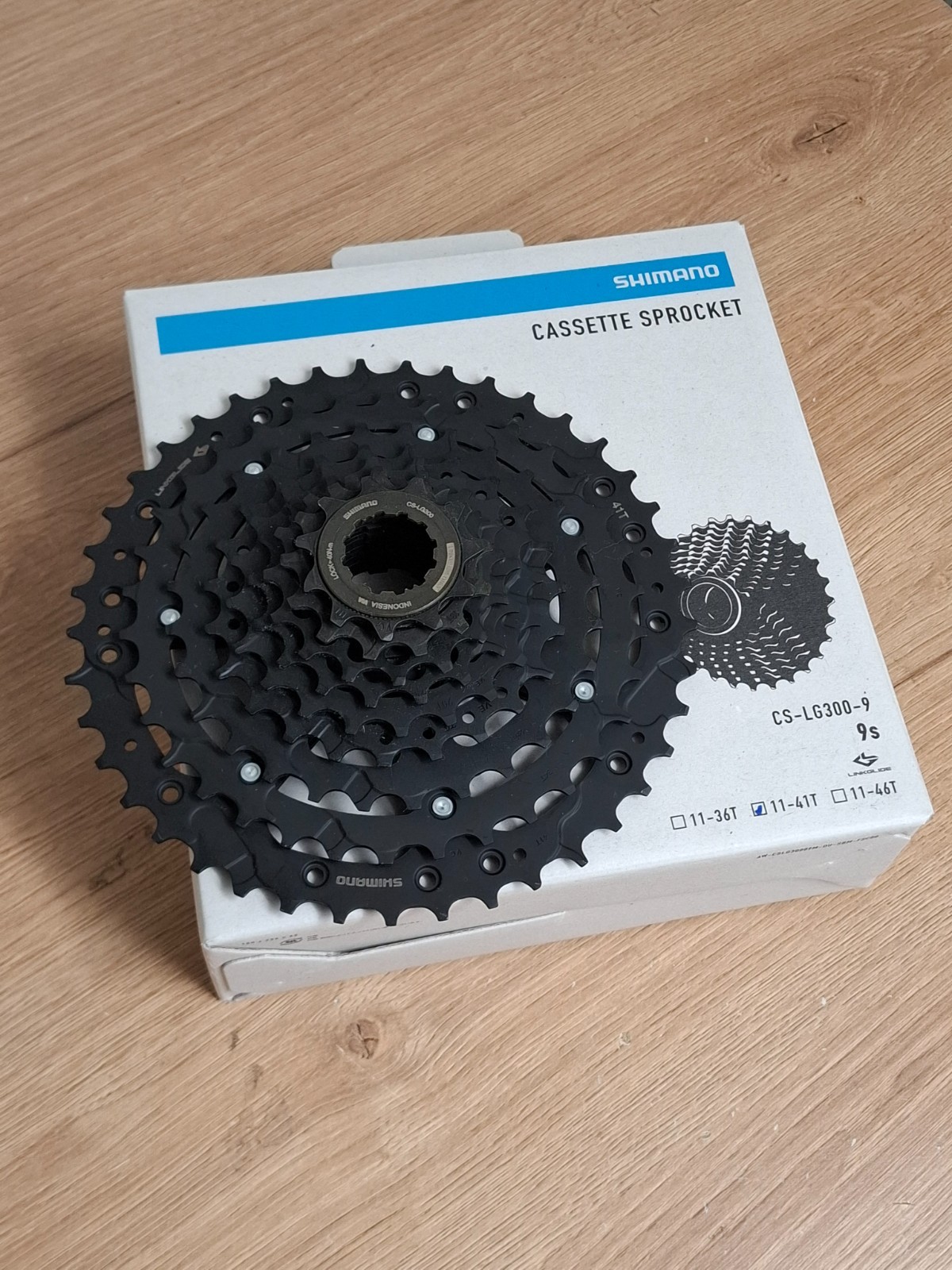 Shimano CUES CS-LG300 Cassette 9-Speed 11-41T LINKGLIDE Black NEW