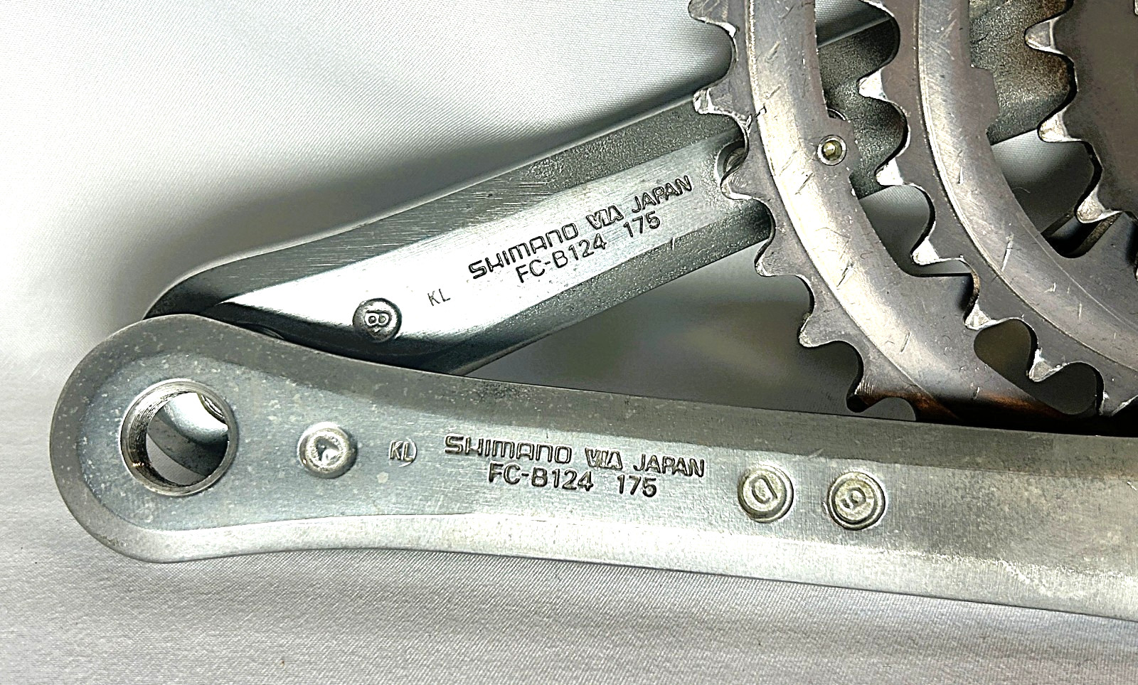 Vintage SHIMANO FC-B124 triple crankset mountain bike mtb biopace deore race xc