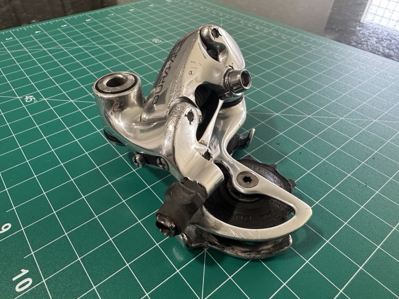 Shimano Dura Ace RD-7700 Rear Derailleur 9 Speed Short Cage