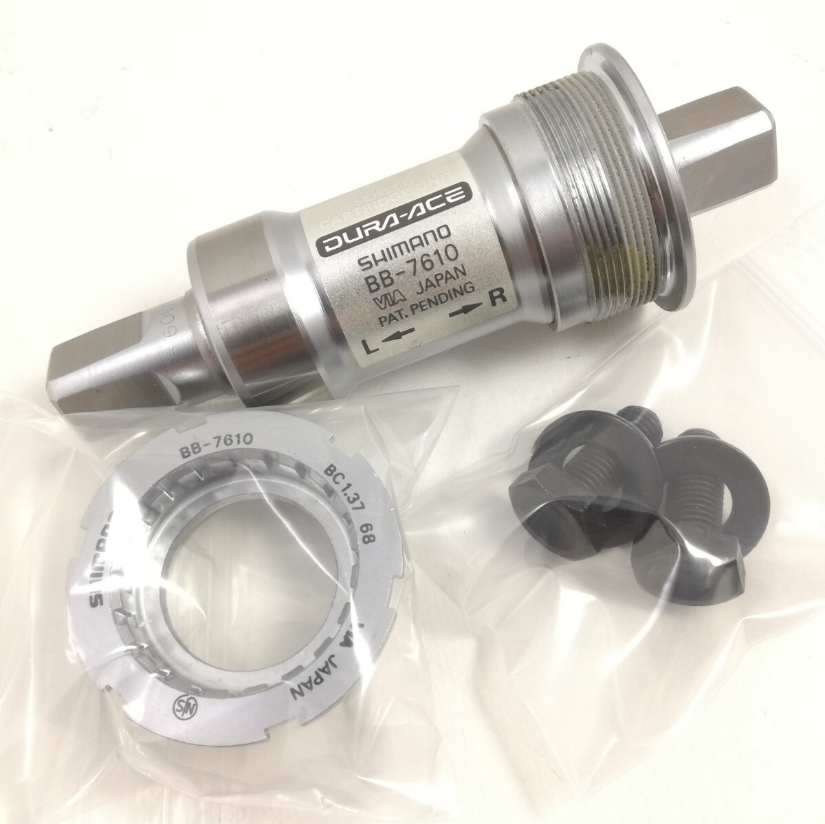 Shimano Dura-Ace BB-7610 Square Taper NJS BSA Track Racing Bike Bottom Bracket