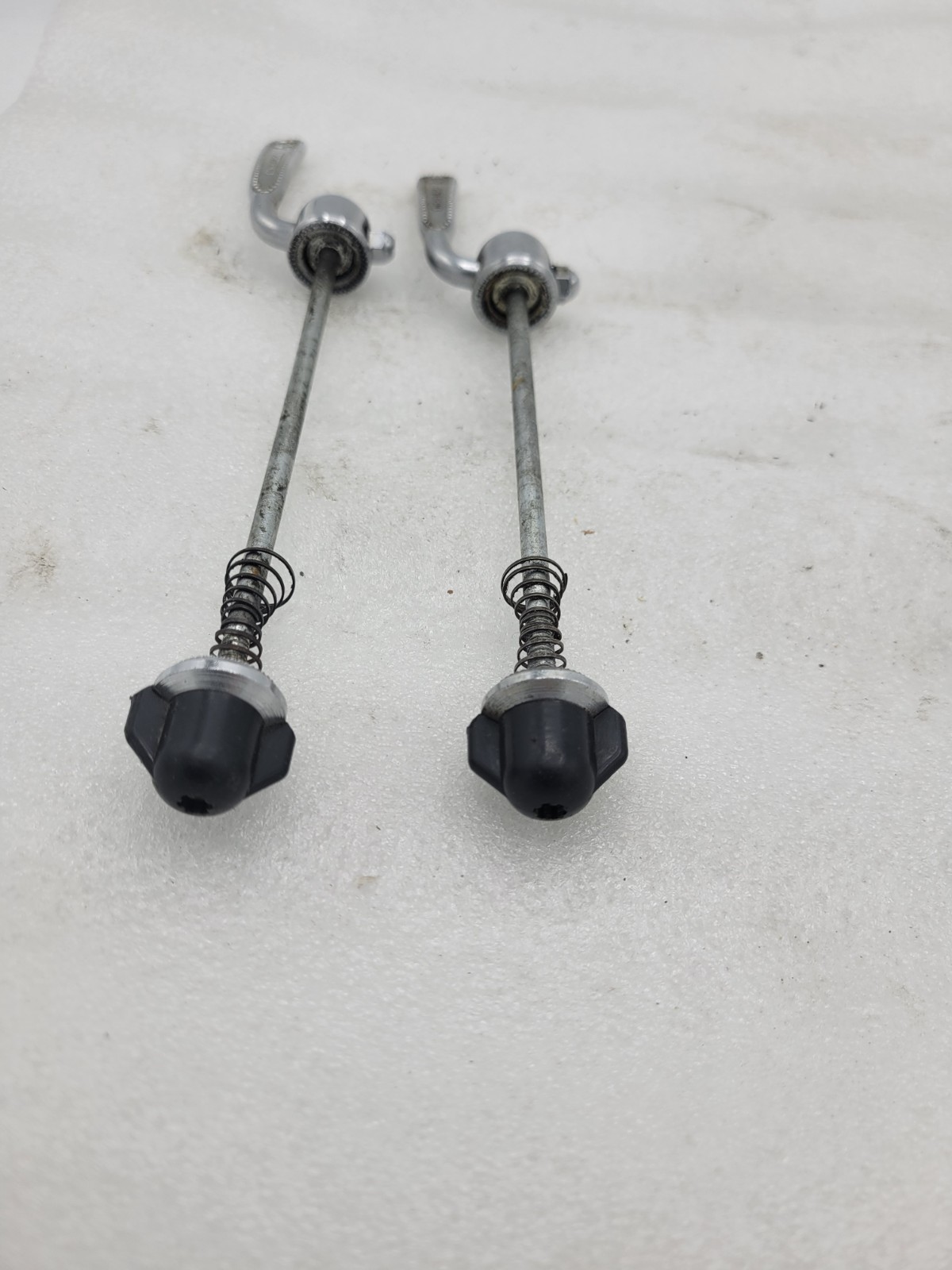 MAILLARD SPIDEL QUICK RELEASE SKEWER SET 100/125mm spacing-used