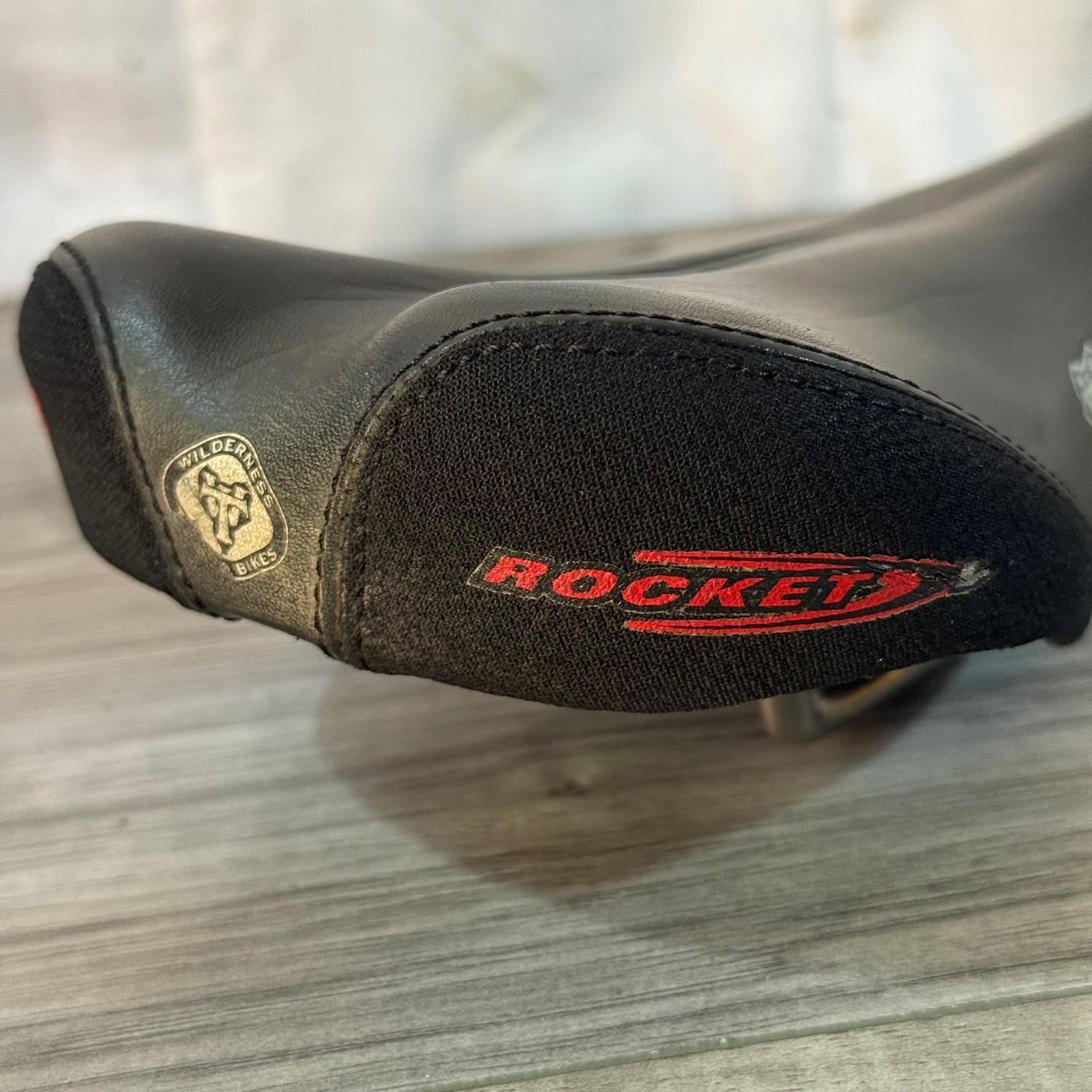 WTB Rocket V Saddle Black Leather Titanium Rails 132 x 270 CLEAN