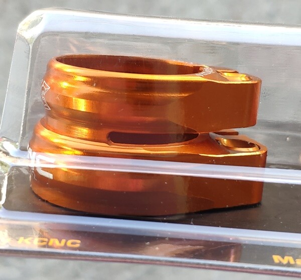 KCNC SC13 Twin Seatpost Clamp 30.7-27.2mm Alloy BIKE – GOLD /USPS