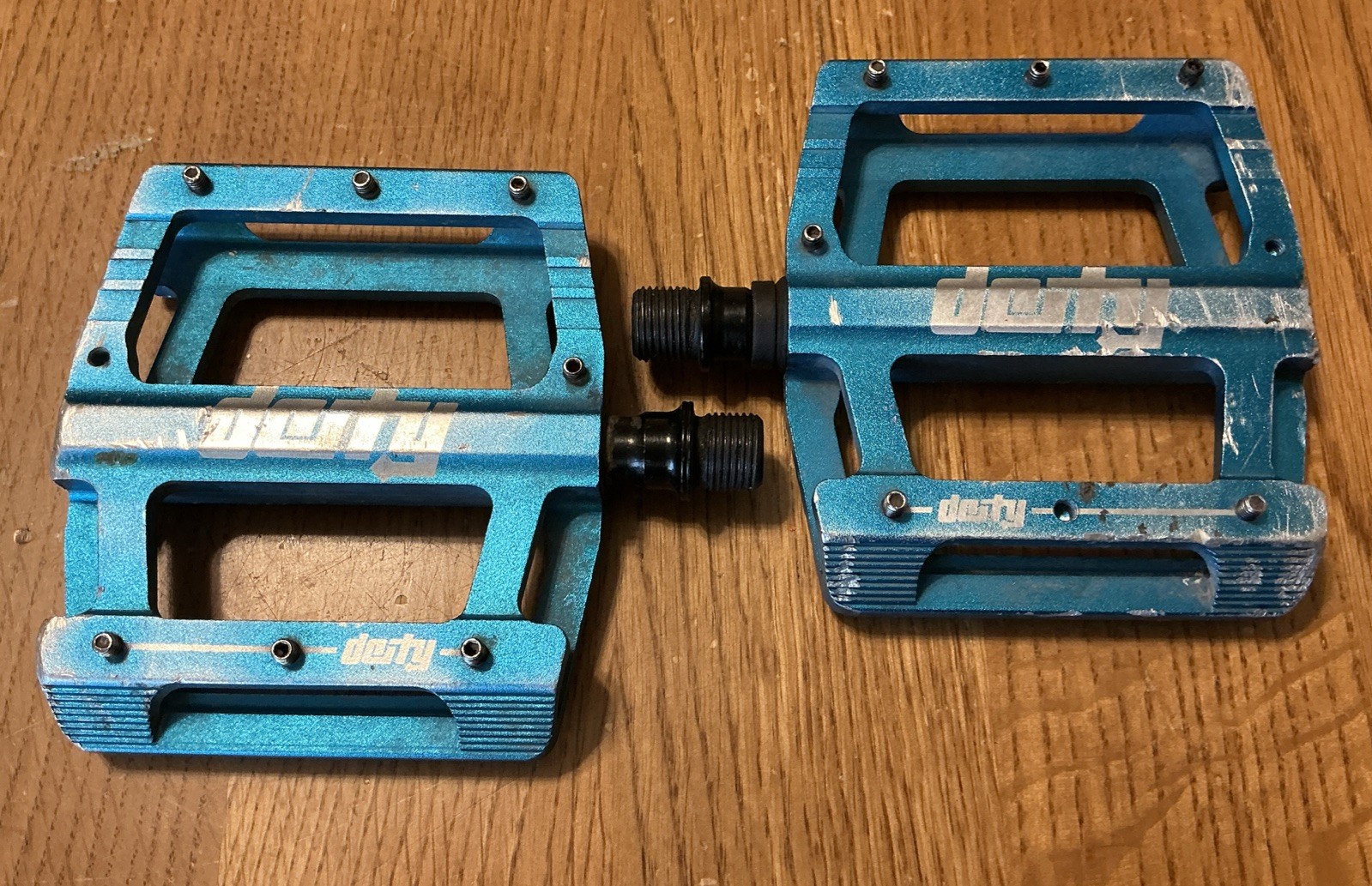 Deity Components ALLOY Flat Platform Pedals Decoy MTB Mountain Bike Blue 9/16″