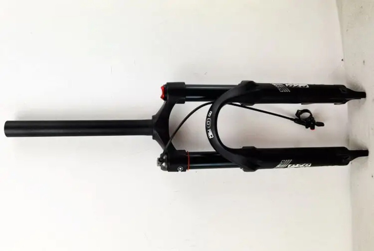 20 24 Inch Mountain Bike Front Fork Air Fork Disc Brake 100mm QR Bicycle Froks