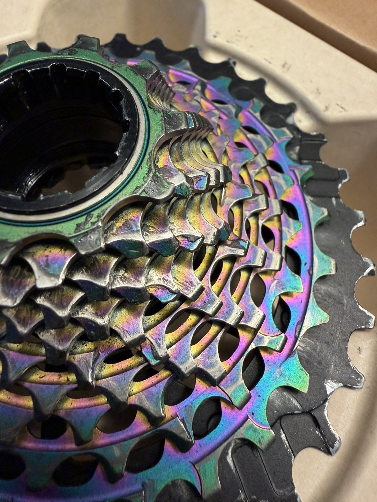 SRAM Red AXS XG-1290 10-33t D1 Rainbow 12-Speed Cassette
