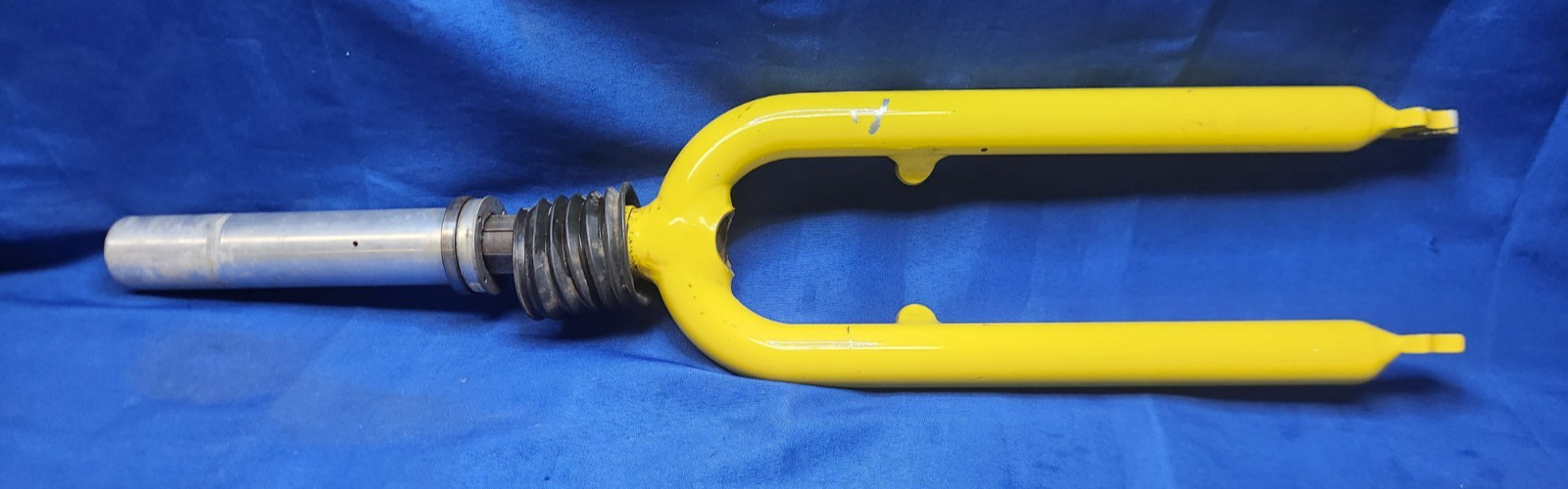 Vintage Cannondale HeadShok MC60 26 MTB Suspension Fork 1.5 39.6 Steerer Yellow