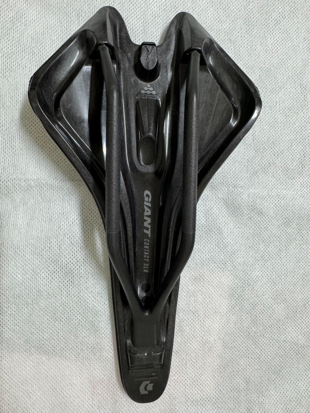 Giantt Contact SLR Neutral Bicycle Bike Saddle Black/Black Carbon Rails