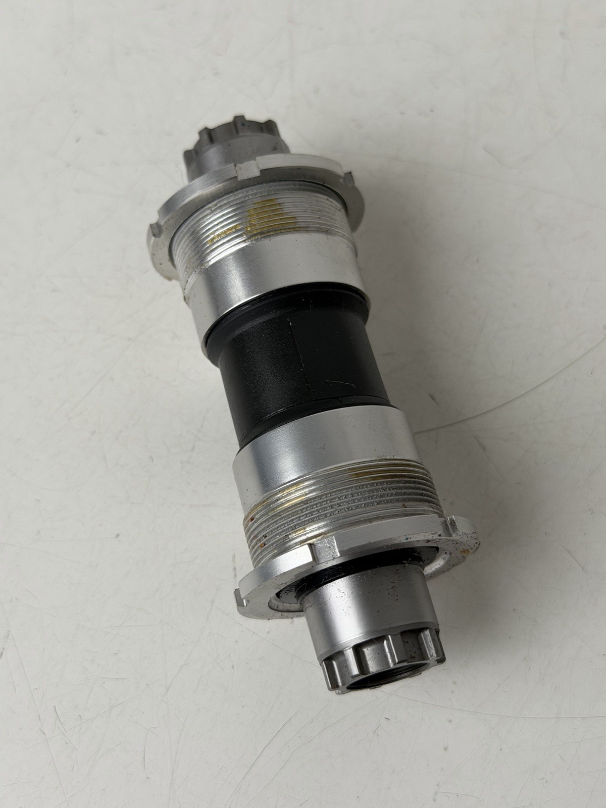 Shimano Dura Ace Model BB-7700 Sealed Cartridge Unit Japan 109.5