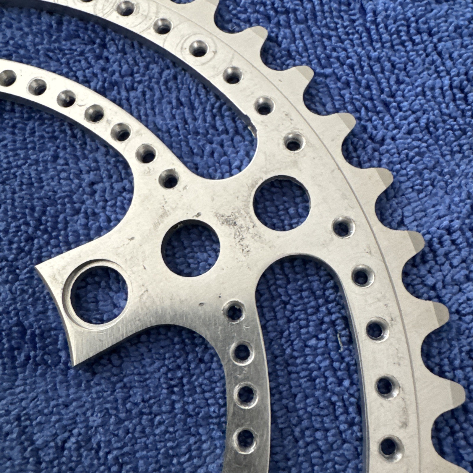 VNTG STRONGLIGHT 99 BIS DRILLIUM ALLOY CHAINRING 86 BCD X 48T SIL NEW TAKEOFFS.