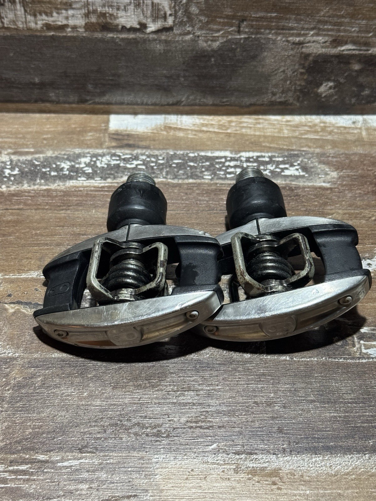 Crankbrothers SPD Compatible Clipless Bike Pedals Pair Black/Silver 9/16 in Axle
