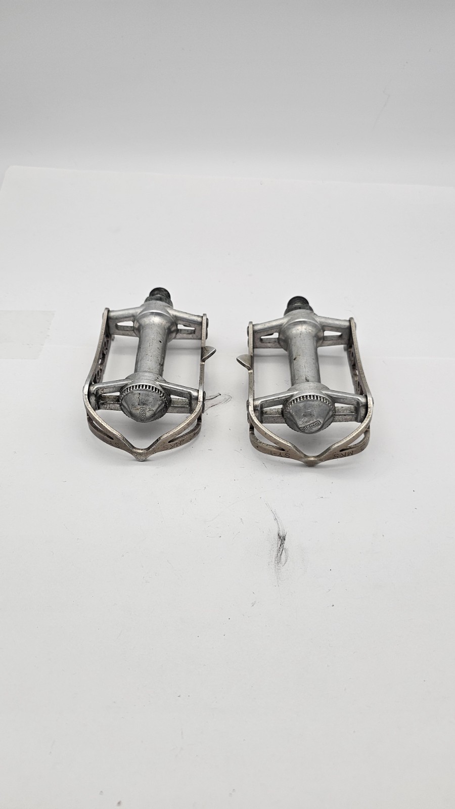 MKS Sylvan Bicycle Pedal Set SY-1 Silver Alloy 9/16″ Road Fixie Touring Bike