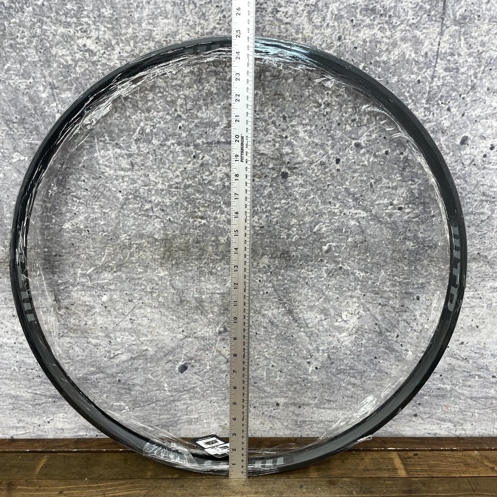 WTB KOM Tough I25 29 TCS Rim 32H Tubeless Disc MTB Black Alloy PV 29in