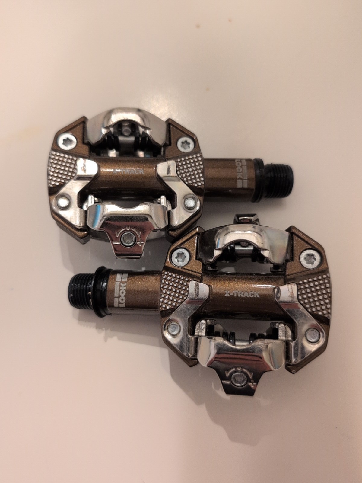 LOOK X-Track Pedals – Dual Sided Clipless, Aluminum, 9/16″, Gravel Edition