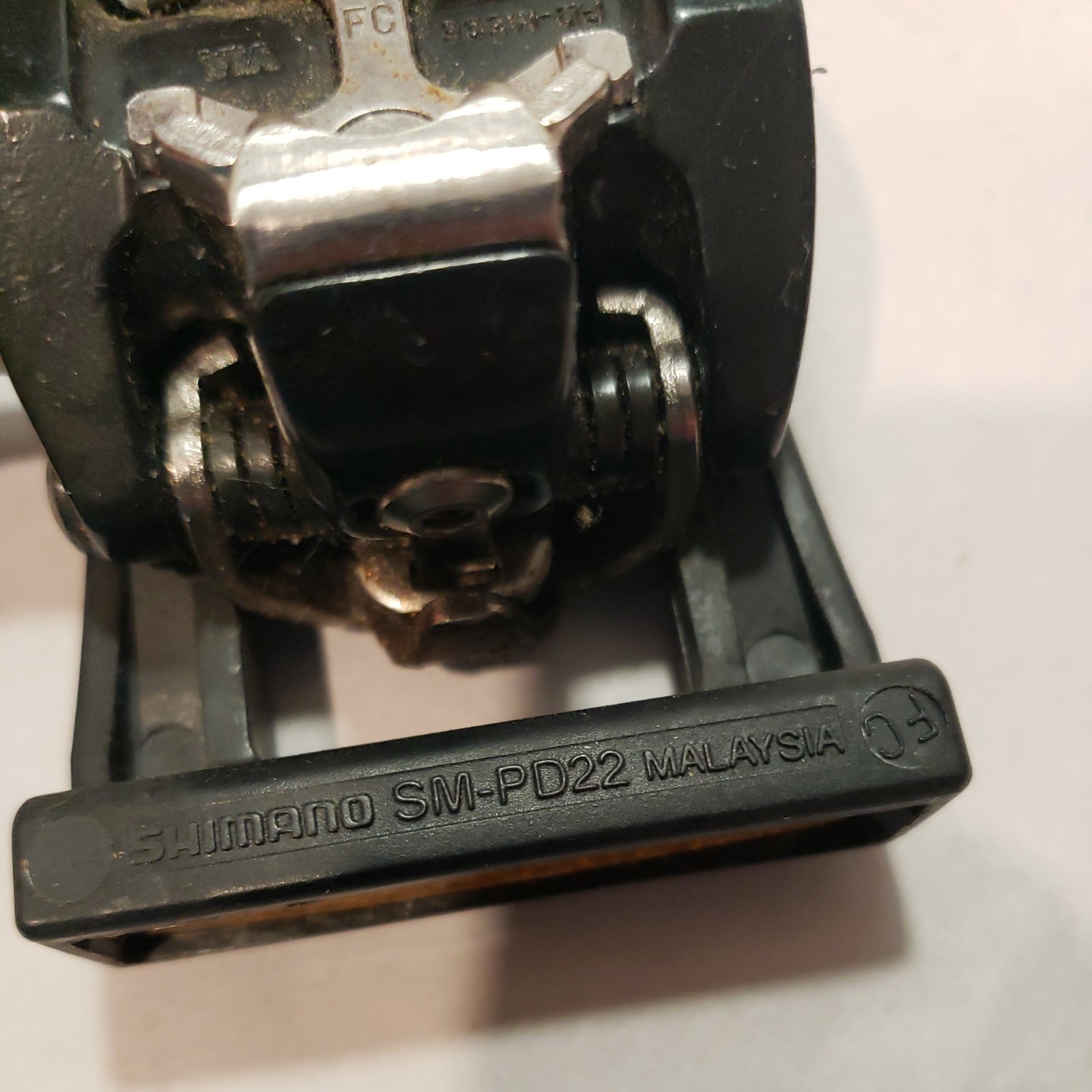 Shimano PD-M505 SPD Pedals w/ SM-PD22 Platform Adapters Reflectors Clipless
