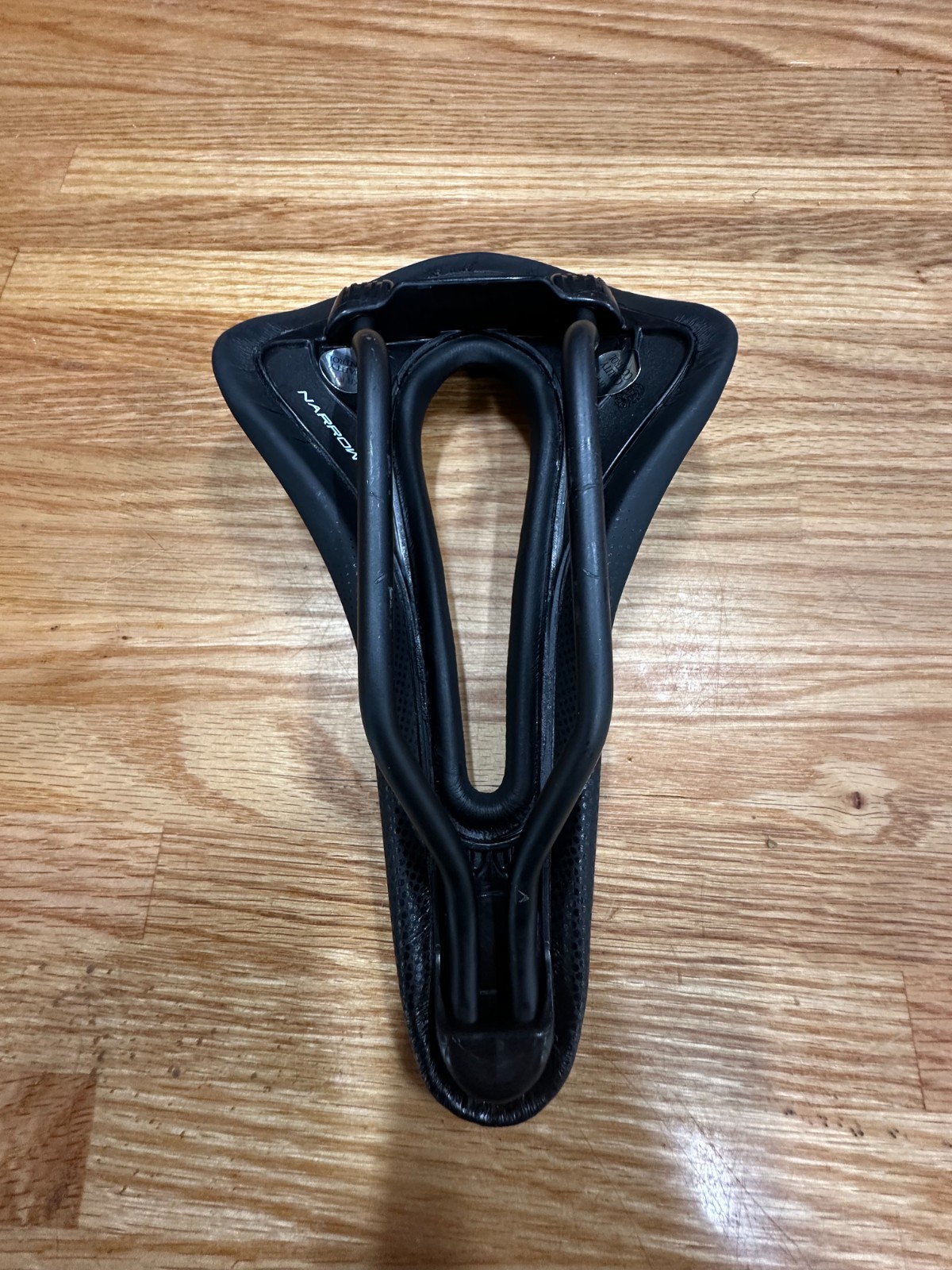 Selle San Marco Short Fit Narrow Magnesium Rail Look Branded (255)