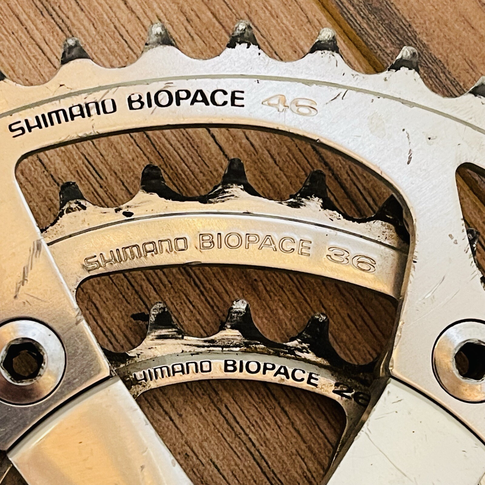 Shimano Deore XT FC-M730 175 Biopace Square Taper Crankset  26 / 36 / 46