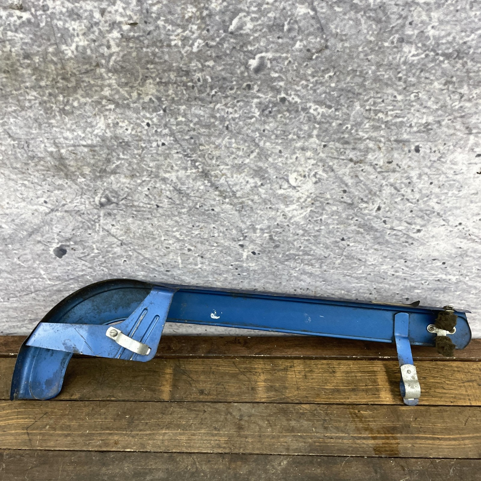 Vintage Columbia Bicycle Chain Guard Torpedo Built-In Chain Oil Port Blue Metal