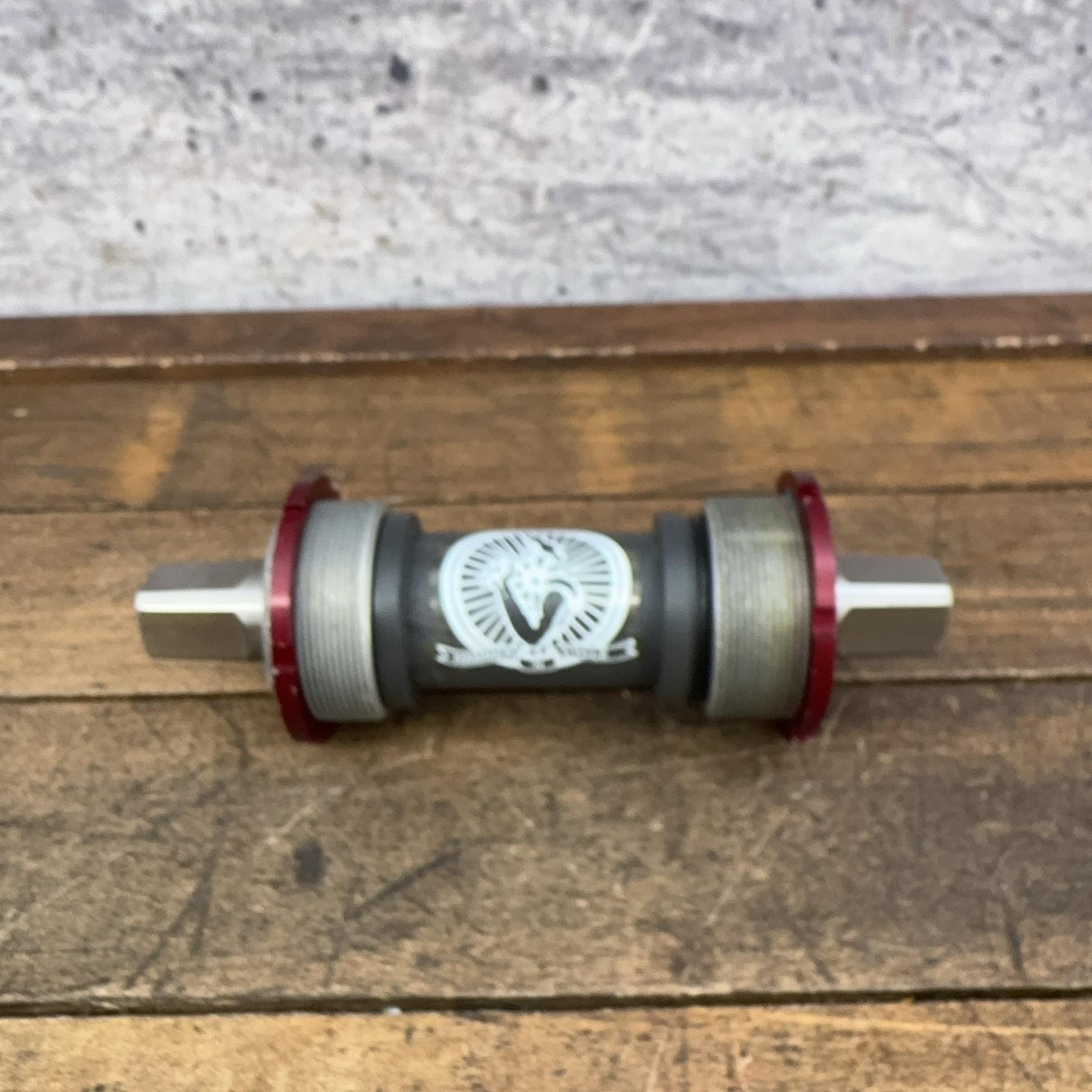 VIntage Syncros Bottom Bracket 70mm ITA 36×24 127mm Italian 90s Hammer