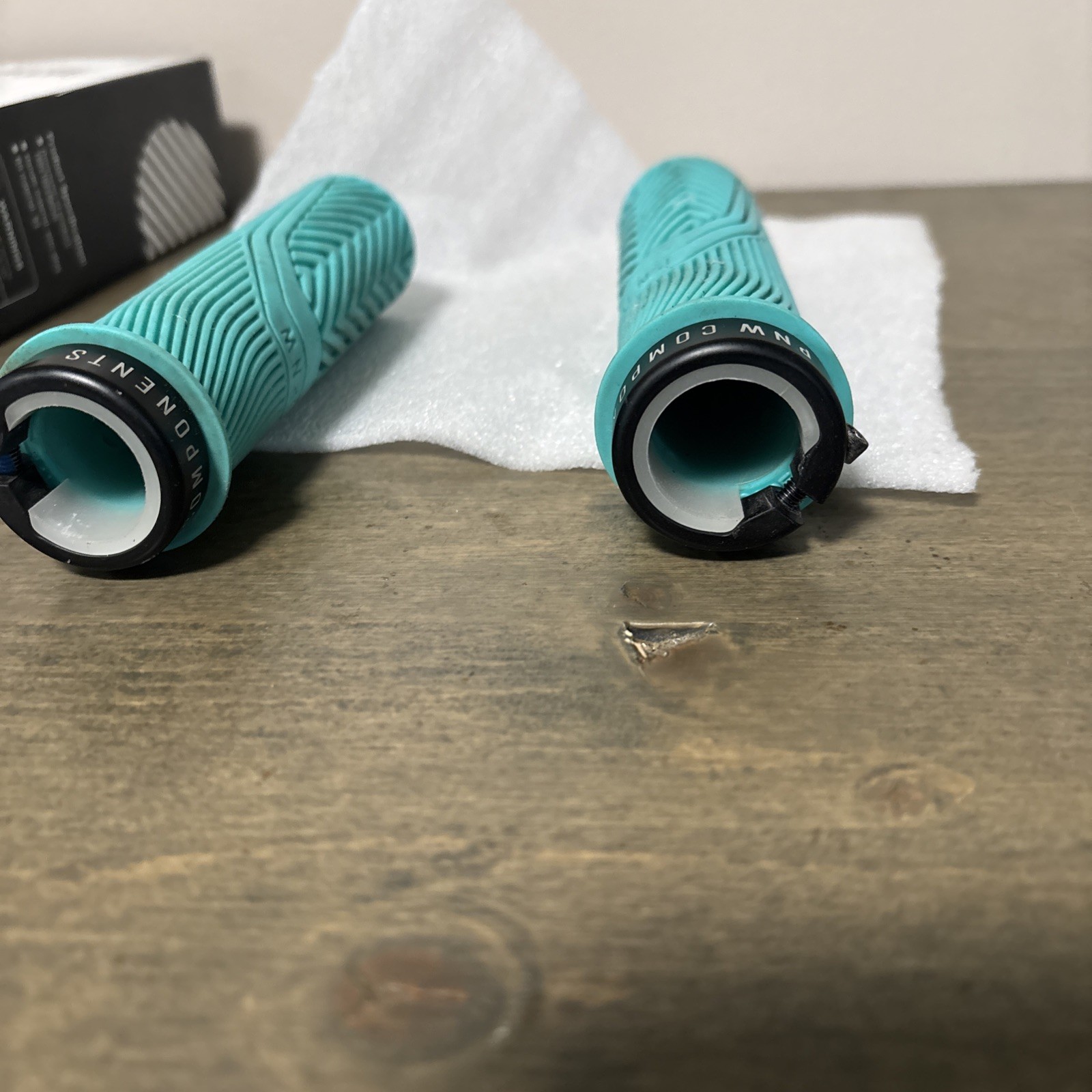 X Large Seafoam Teal Mountain Bike MTB Grips 30mm 34mm 25A Durometer Durable Set