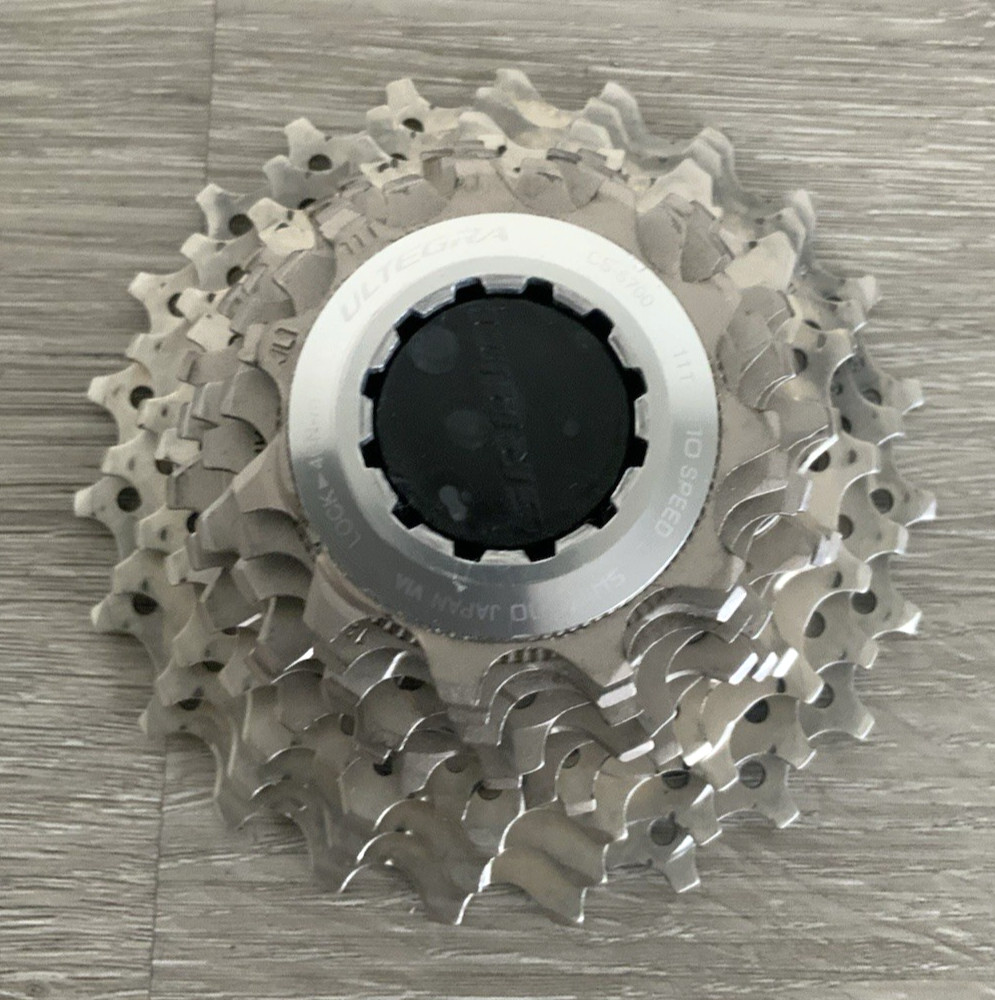 SHIMANO ULTEGRA 10 SPEED CASSETTE 11-26 TOOTH 6700 MODEL 208 GRAMS