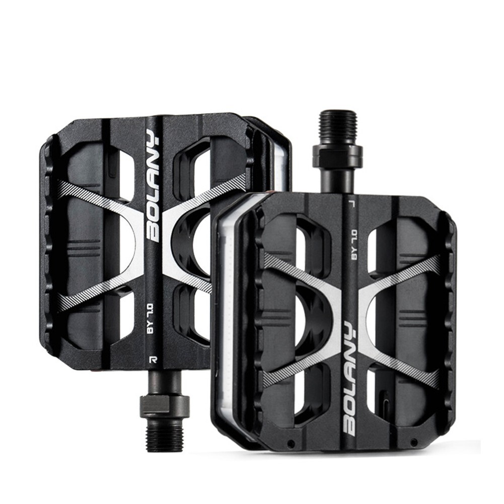 Bright And Eye Catching Type C Bearing Pedals For Night Cycling Useful
