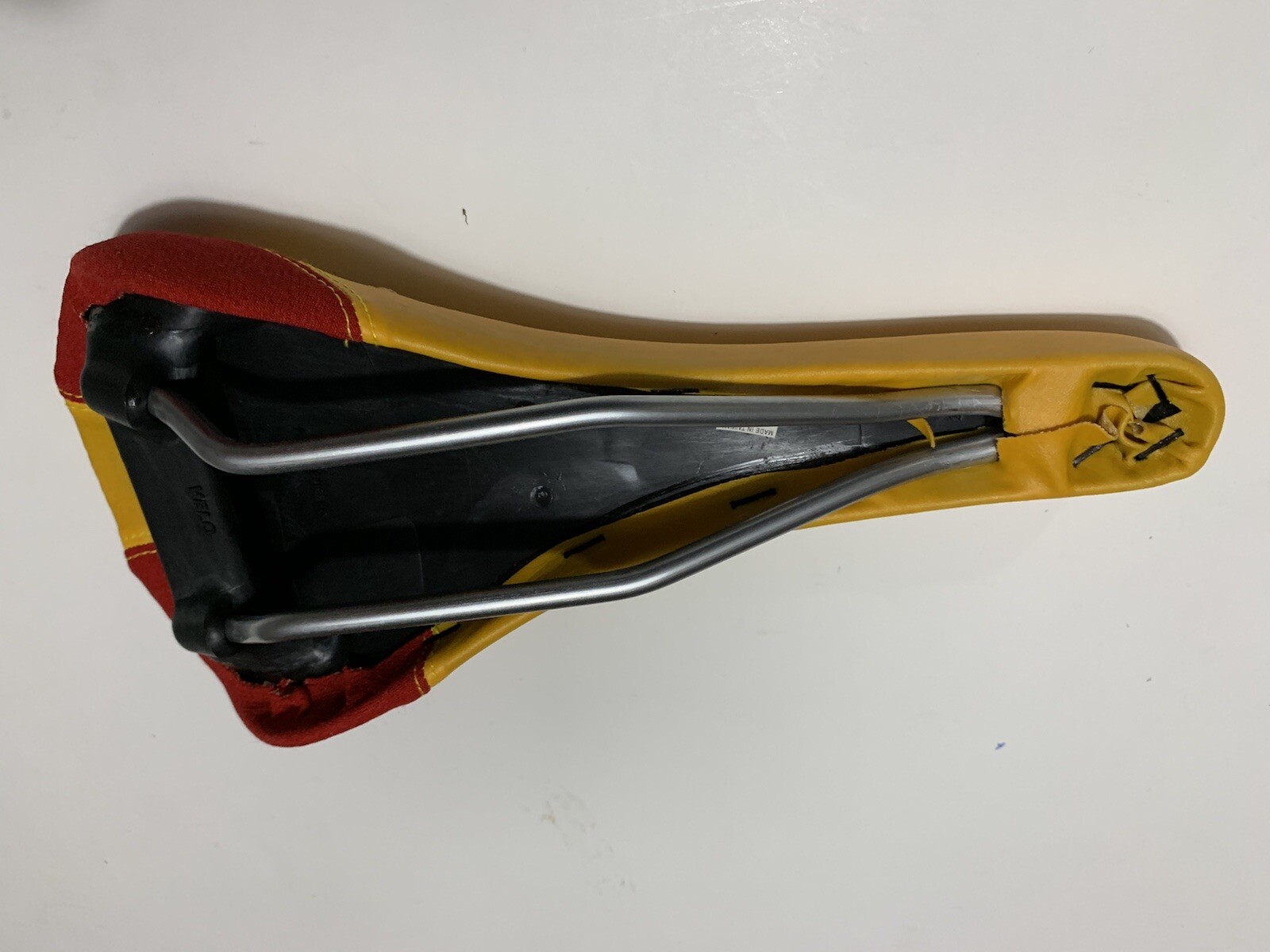 BMX BICYCLE BIKE OLD SCHOOL VELO CROSSBOW SEAT