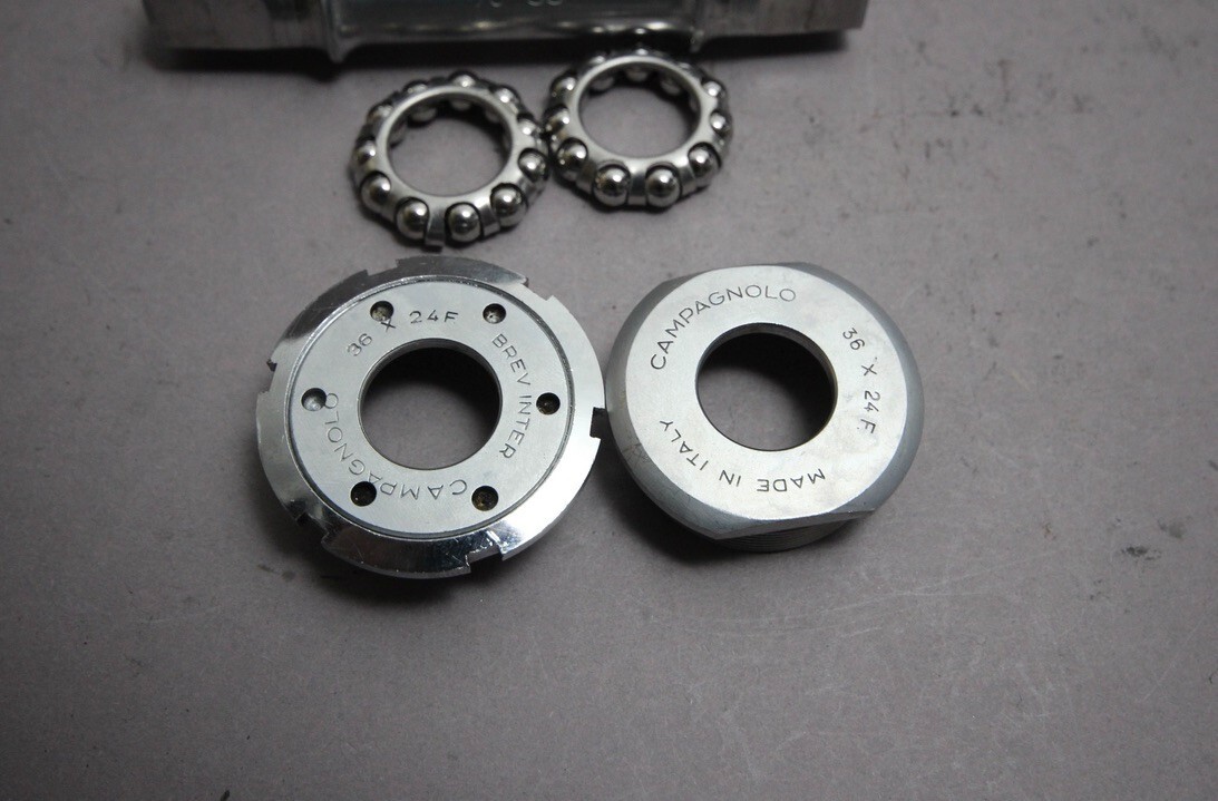 Campagnolo Victory 403/100 70 SS Bottom Bracket / ITA / 109mm / 70-SS