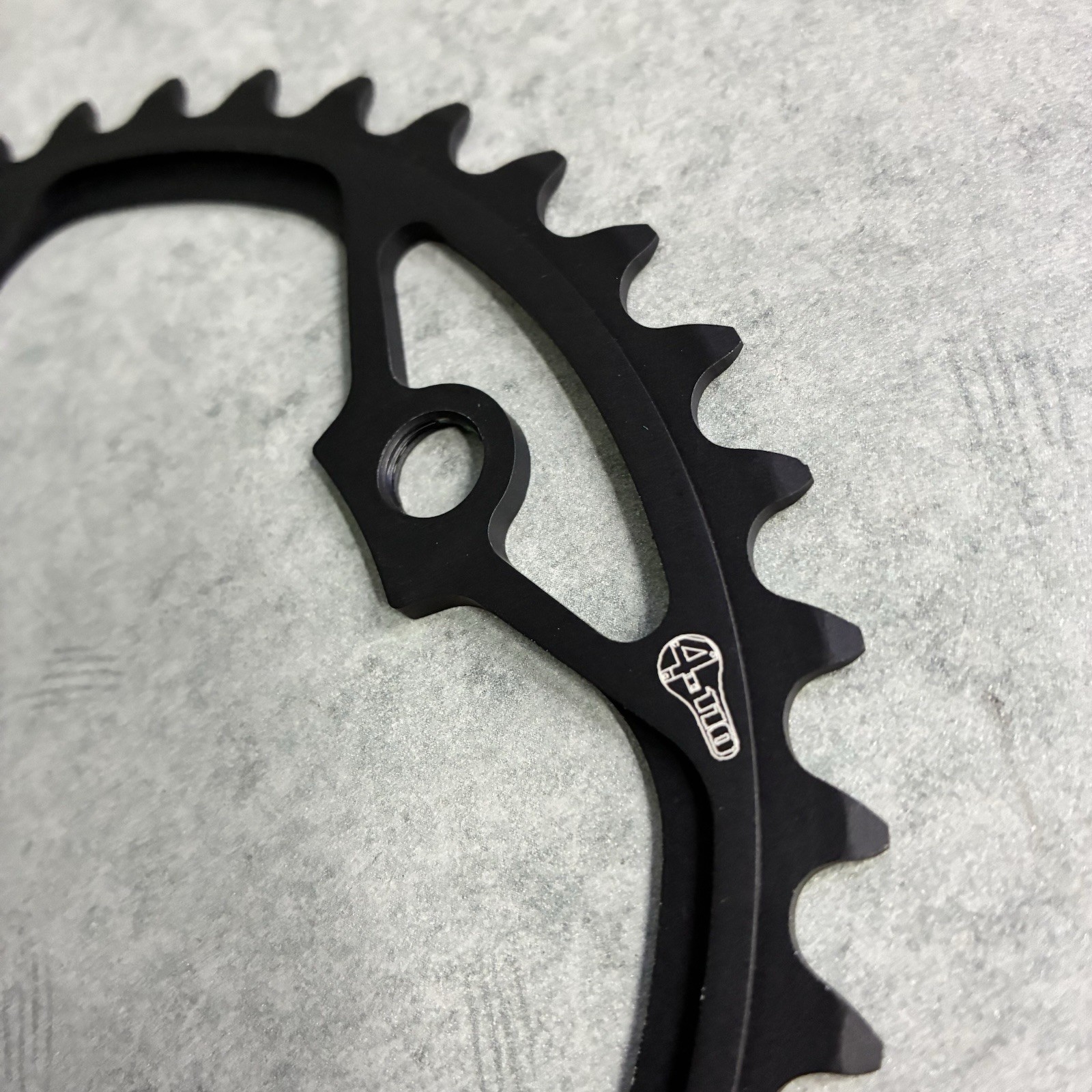 NOS ZIPP VUMA Quad Chainrings 53/39t With 110 x 4 BCD 10 Speed Black TAKE OFF