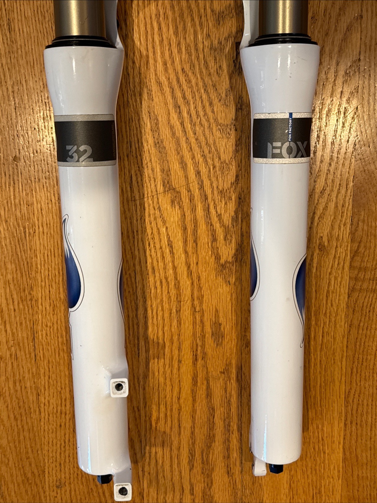 Fox Talas 32 RL 26″ Suspension Fork 130mm – 1 1/8” Straight – PM Disc Brake