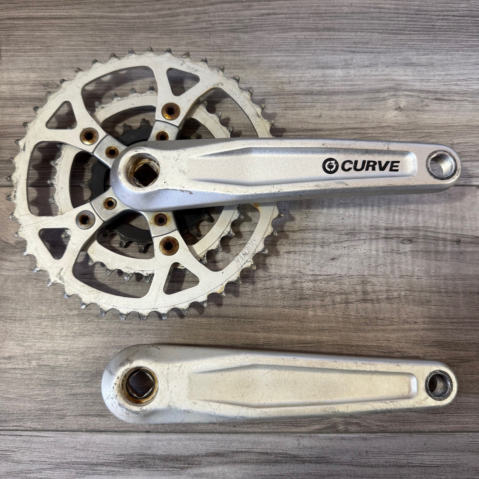 Kona Curve C3 MTB Crankset 176 Square Taper Triple 94BCD 22 32 44 Silver