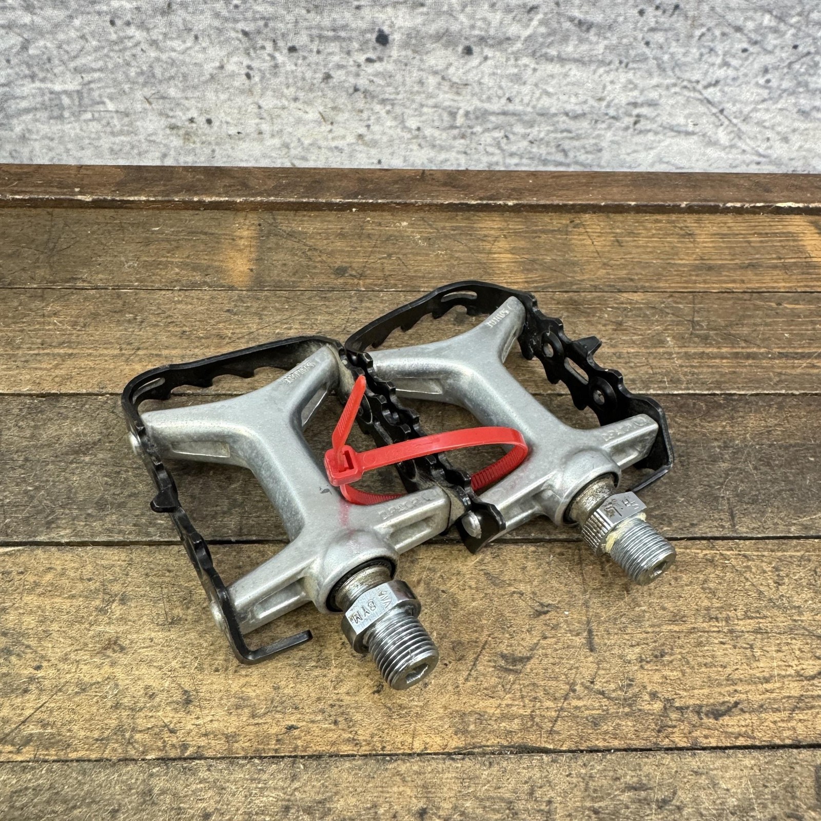 Vintage Sakae MTP-126 Pedals 9/16 Black Low Fat 90s MTB Pair 421g Japan