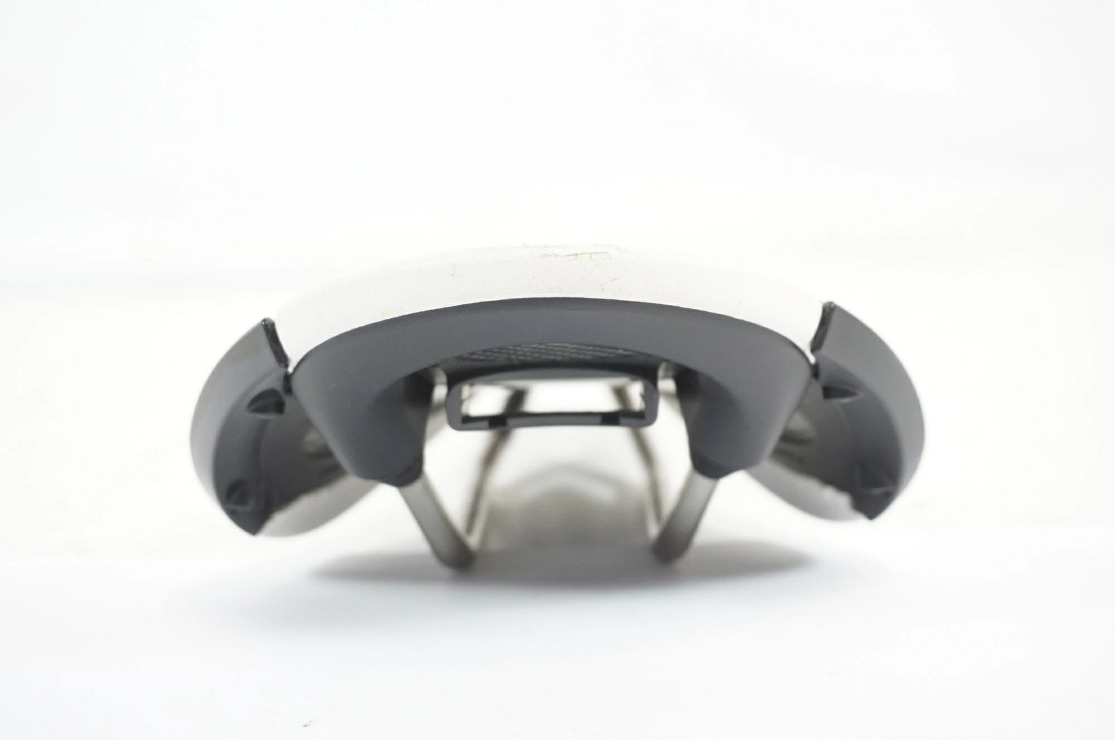 FIZIK ALIANTE R3 Saddle Used Cycling Seat High Performance Black