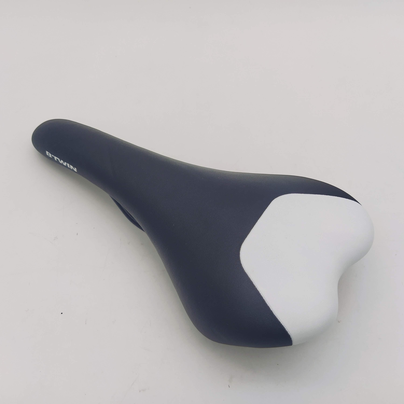 BTWIN Bicycle Saddle Cr-Mo Rails 275x135mm Road Mountain Seat Black/white color