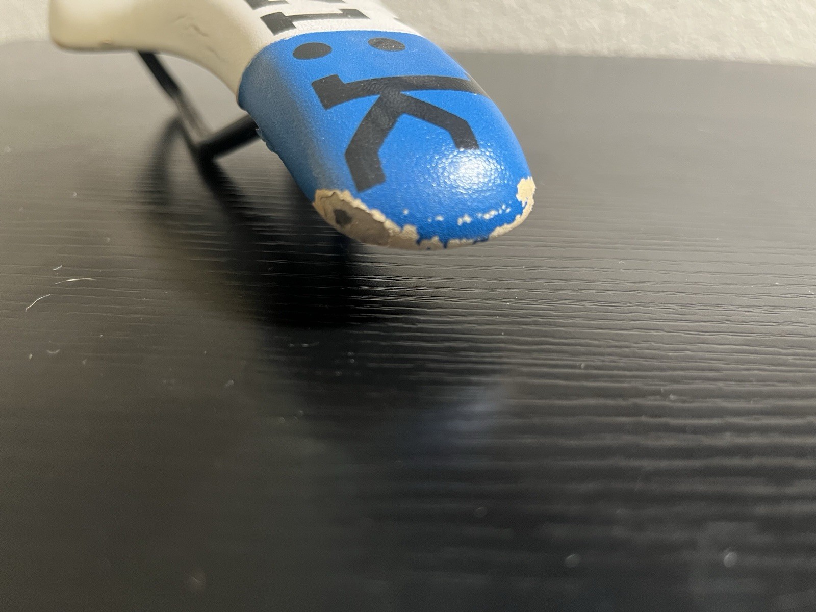 Fizik Bicycle Saddle Seat White/Blue/Black Manganese Rails 220g Universal