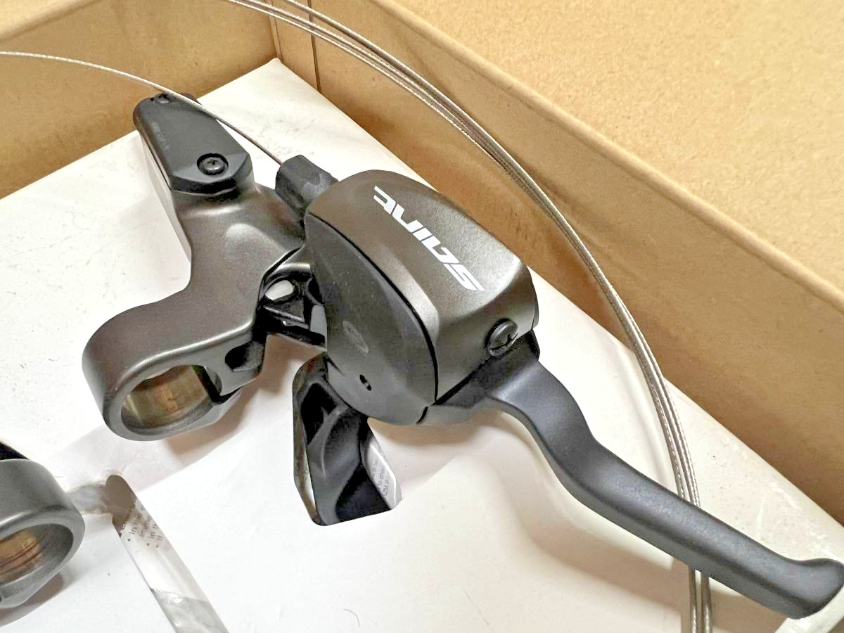 SHIMANO SAINT ST-M800 3×9 Speed Hydraulic Disc Brake Dual Control Lever Set NIB
