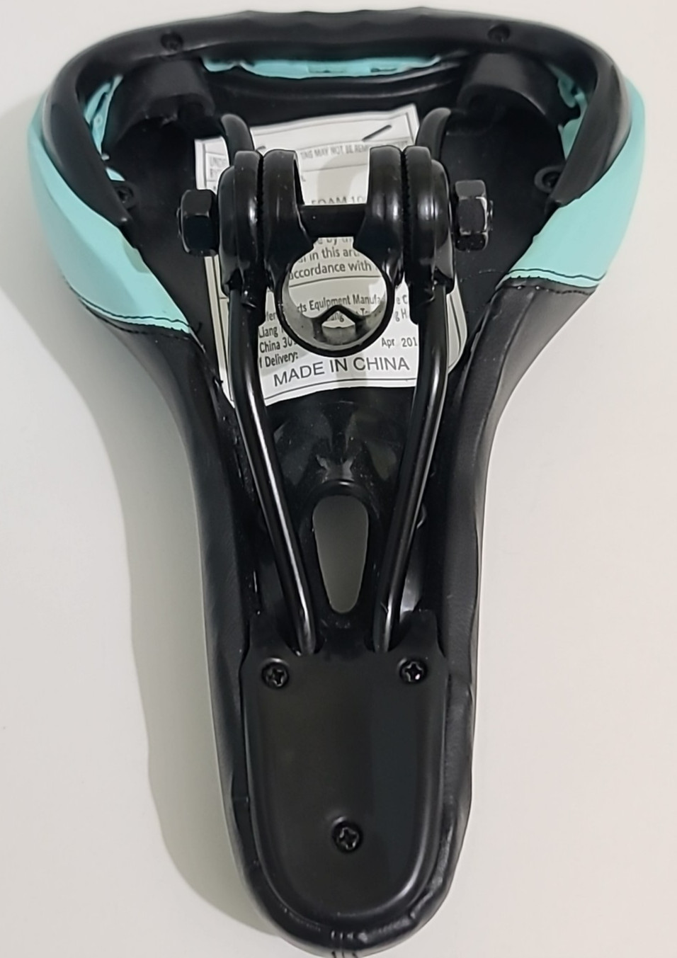 Huffy Sport Bicycle Seat Saddle Comfort Saddle Seat Molded Padded Black Teal.