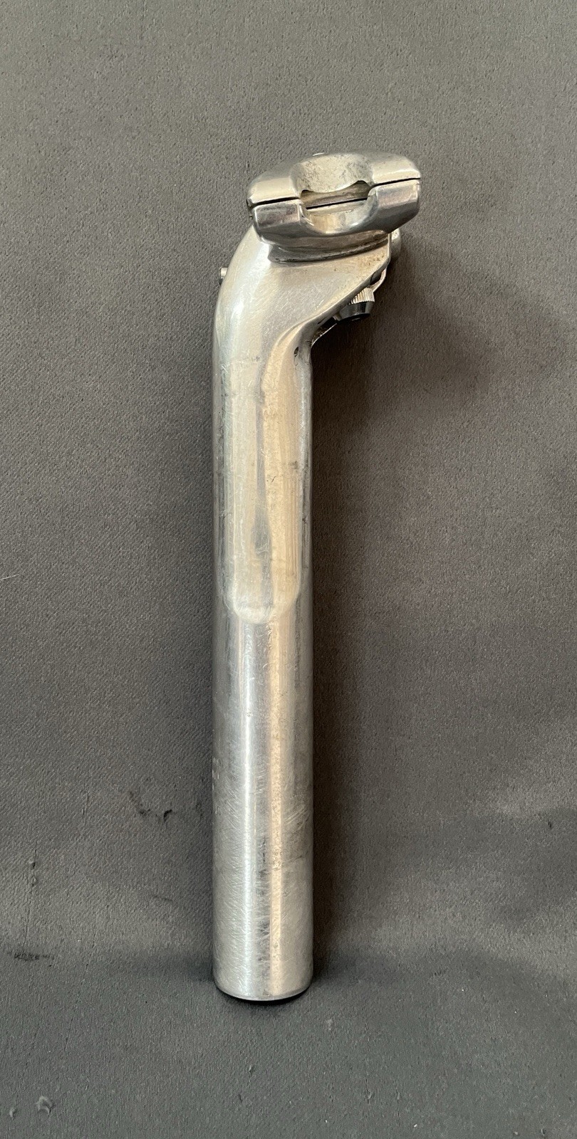 Shimano 600 Ultegra SP-6400 Aero Seatpost 27.2 x 200mm 25mm Setback Single-Bolt