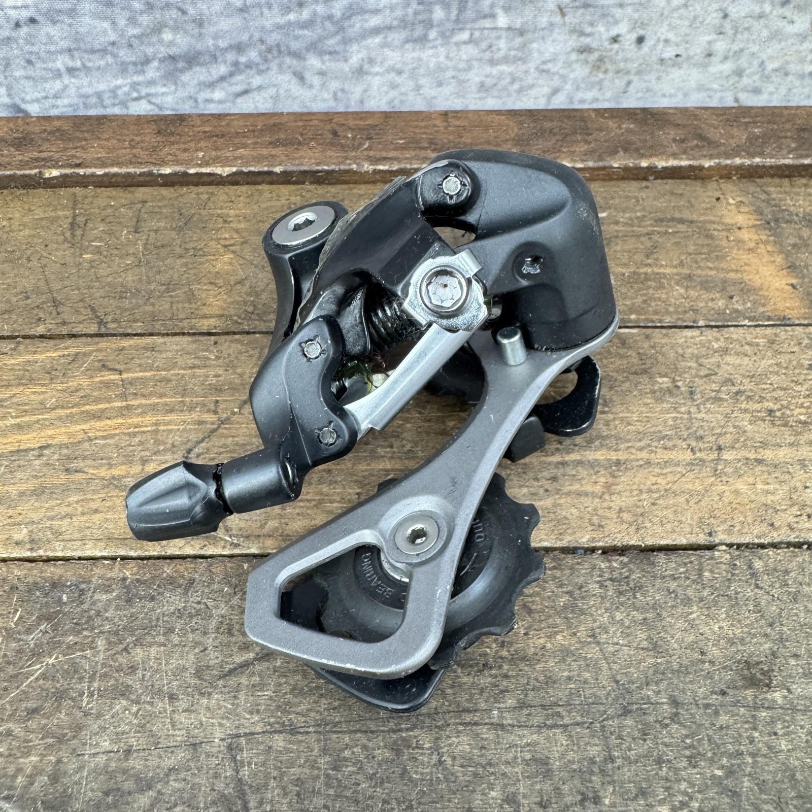 Shimano 105 RD-5700 Rear Derailleur 10 Speed Short Cage Road Black 227g Japan