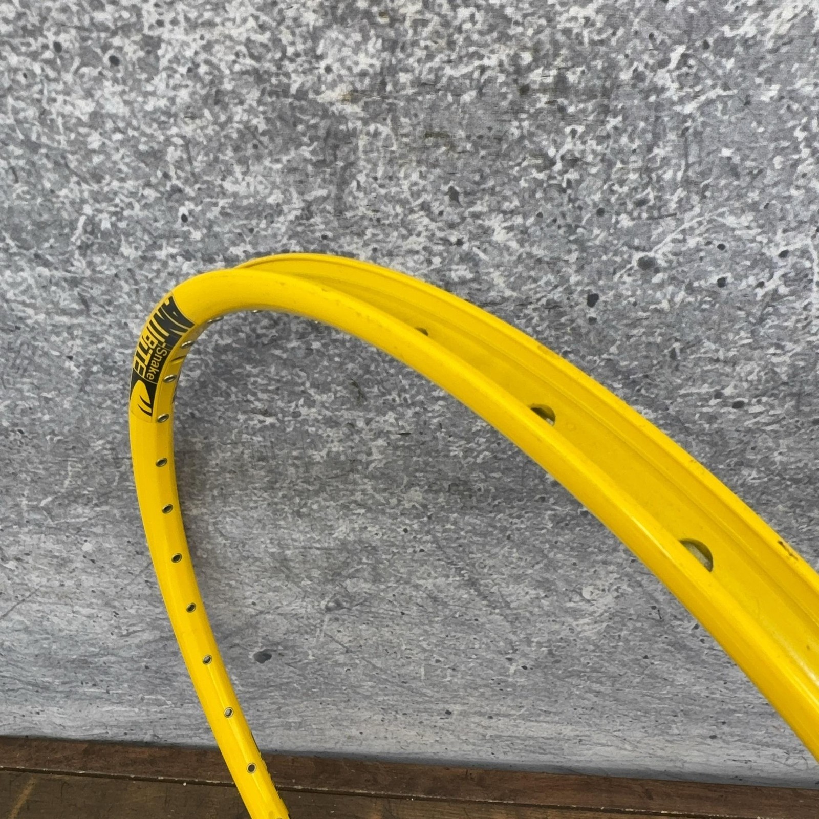 Vuelta Excalibur 26in Rim Yellow 36h Disc 36 Hole MTB Anti Snake Bite 559×19