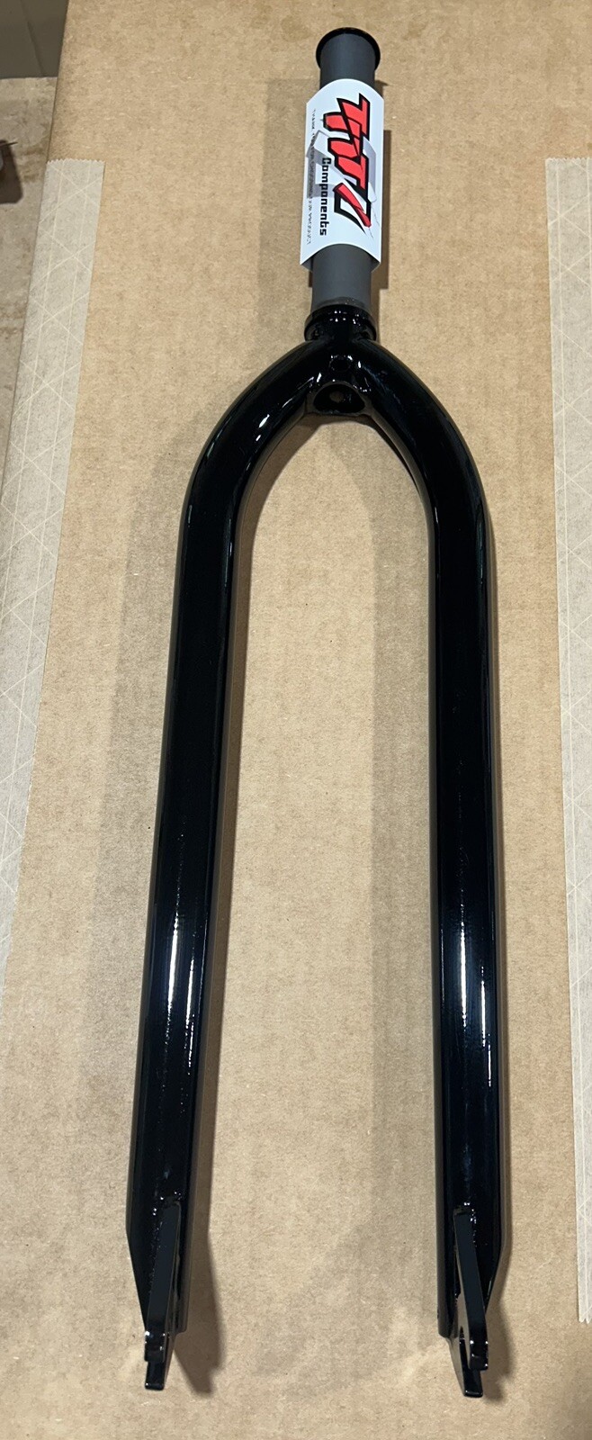 TNT BICYCLES 29″ BMX CRUISER FORK – BLACK (DISCOUNTED – (B-STOCK)