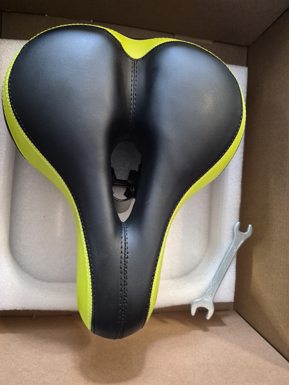Roguoo Comfort Bike Seat W/memory Foam
