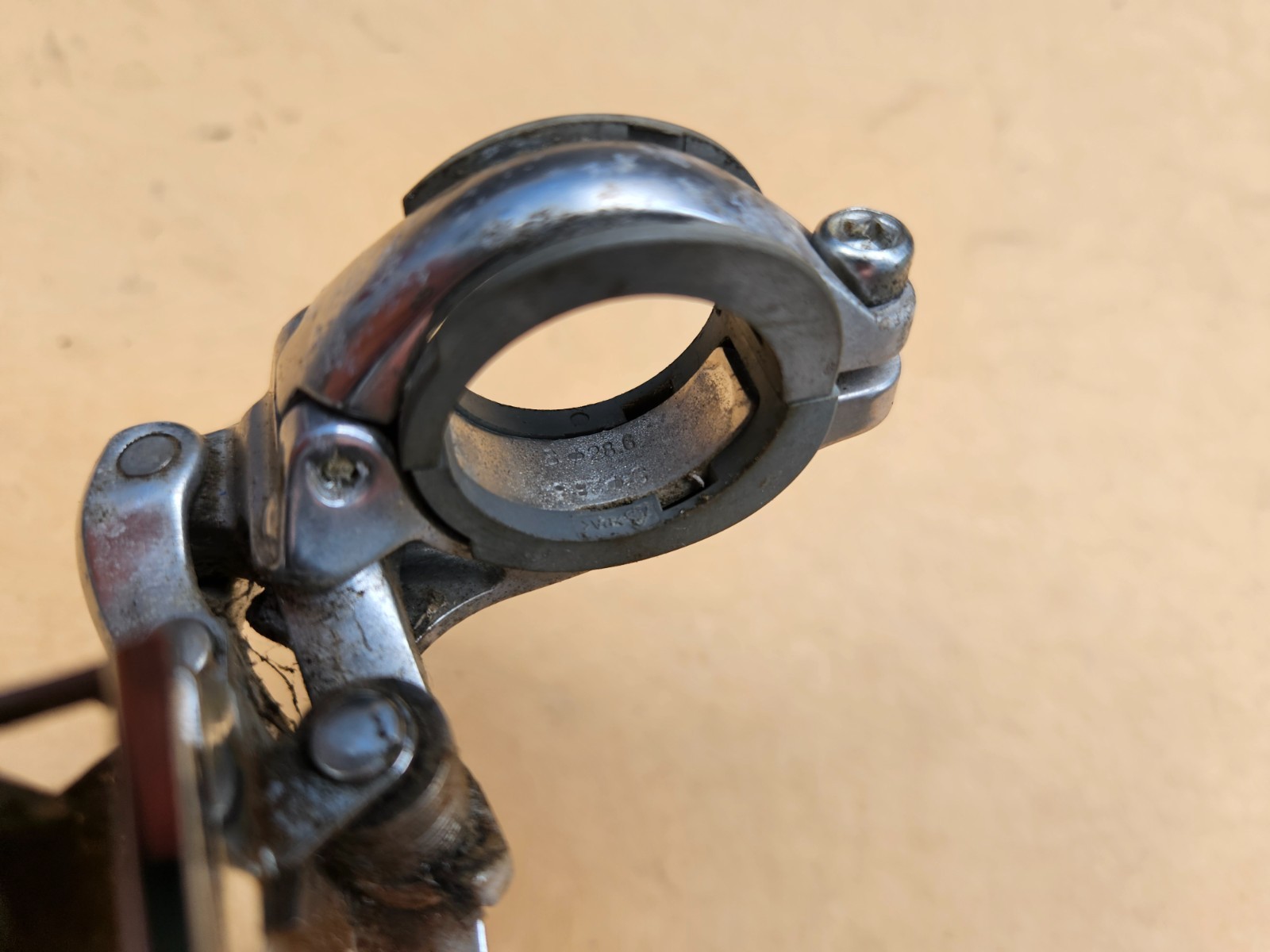Shimano 105 Triple Front Derailleur 28.6mm Clamp Bottom Pull FD-5603 10sp