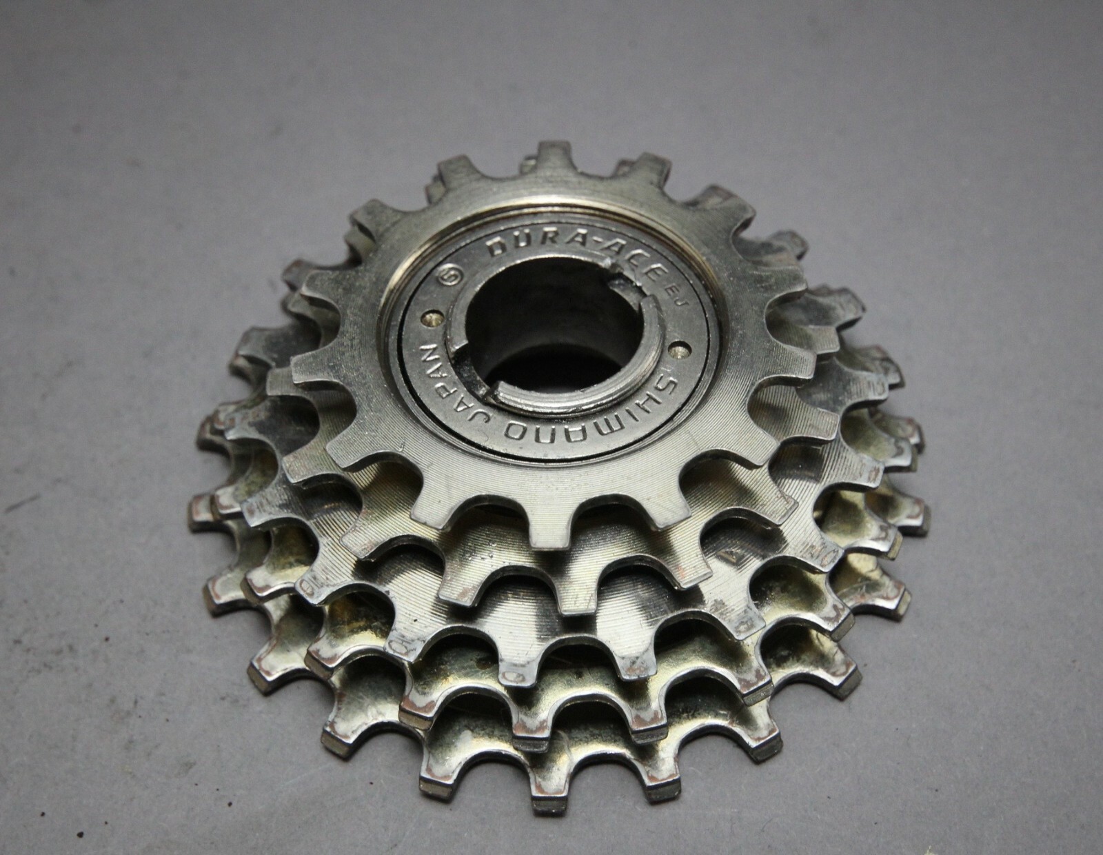 Shimano Dura Ace MF-7200 Freewheel / 5S / 14-23 / 375g / ISO Bolt On