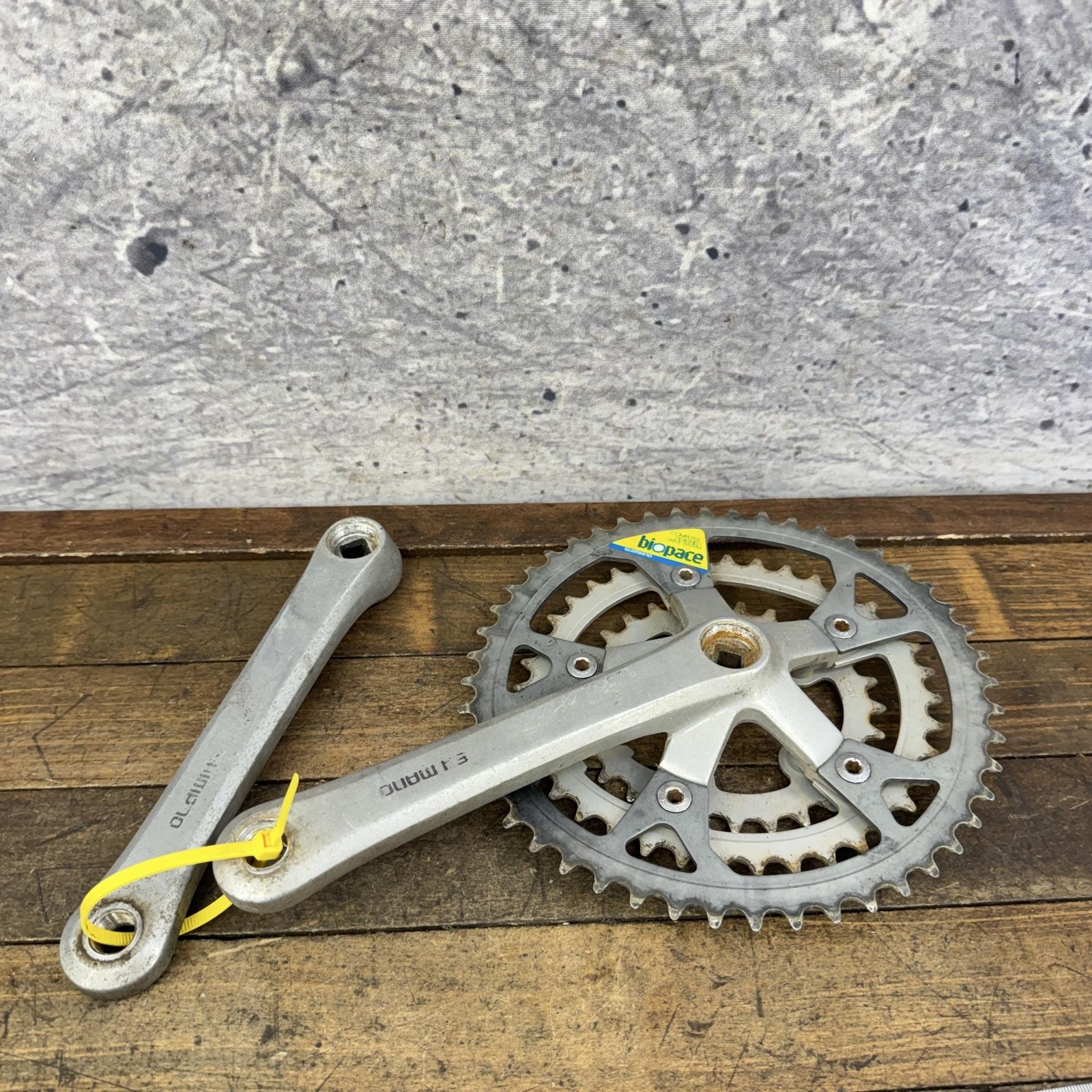 Vintage Shimano FC-B124 Crankset TRIPLE 175 Biopace 48/38/28T 110 BCD Deore 80s