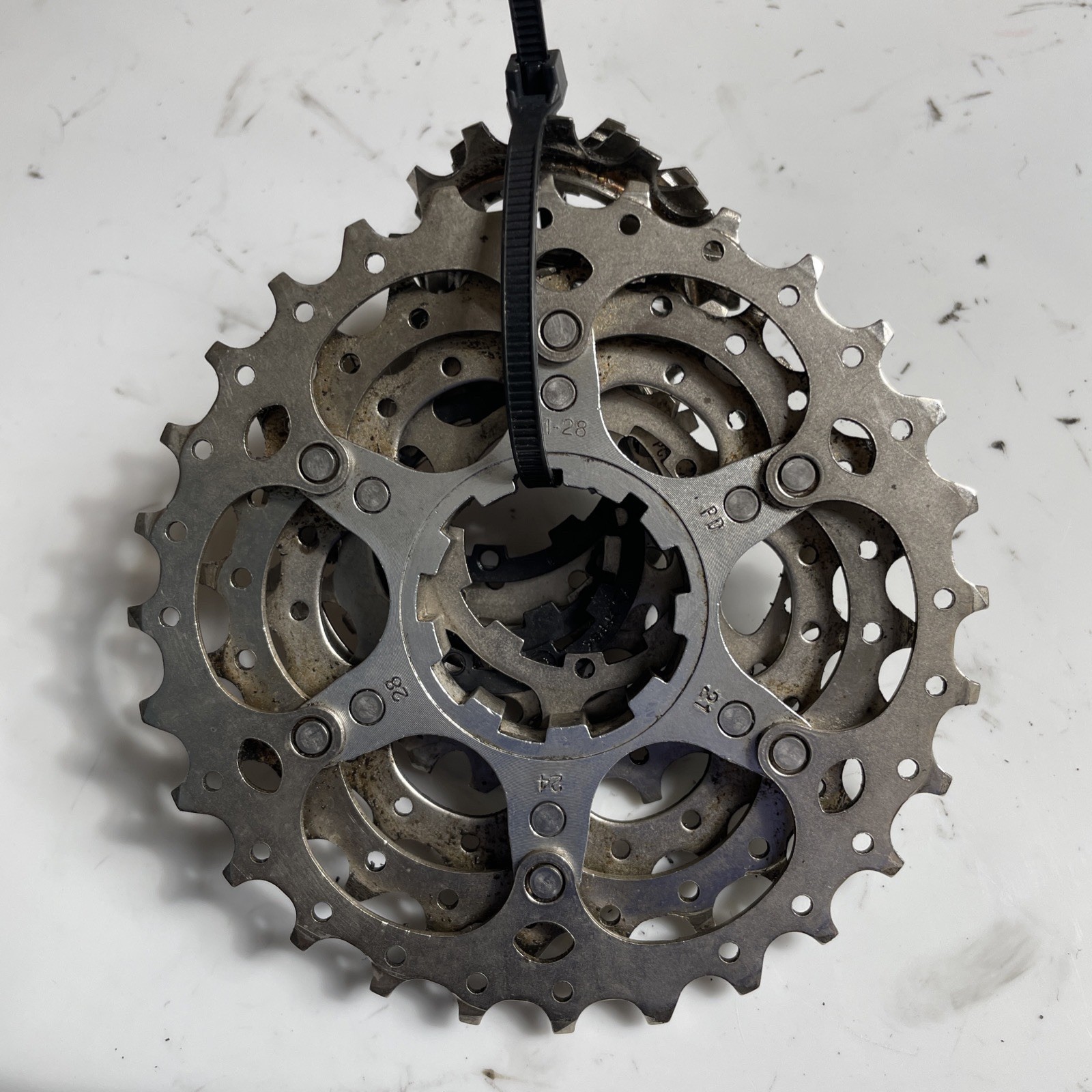 Shimano 105 CS-5700 Cassette 11 Spd 11-28t