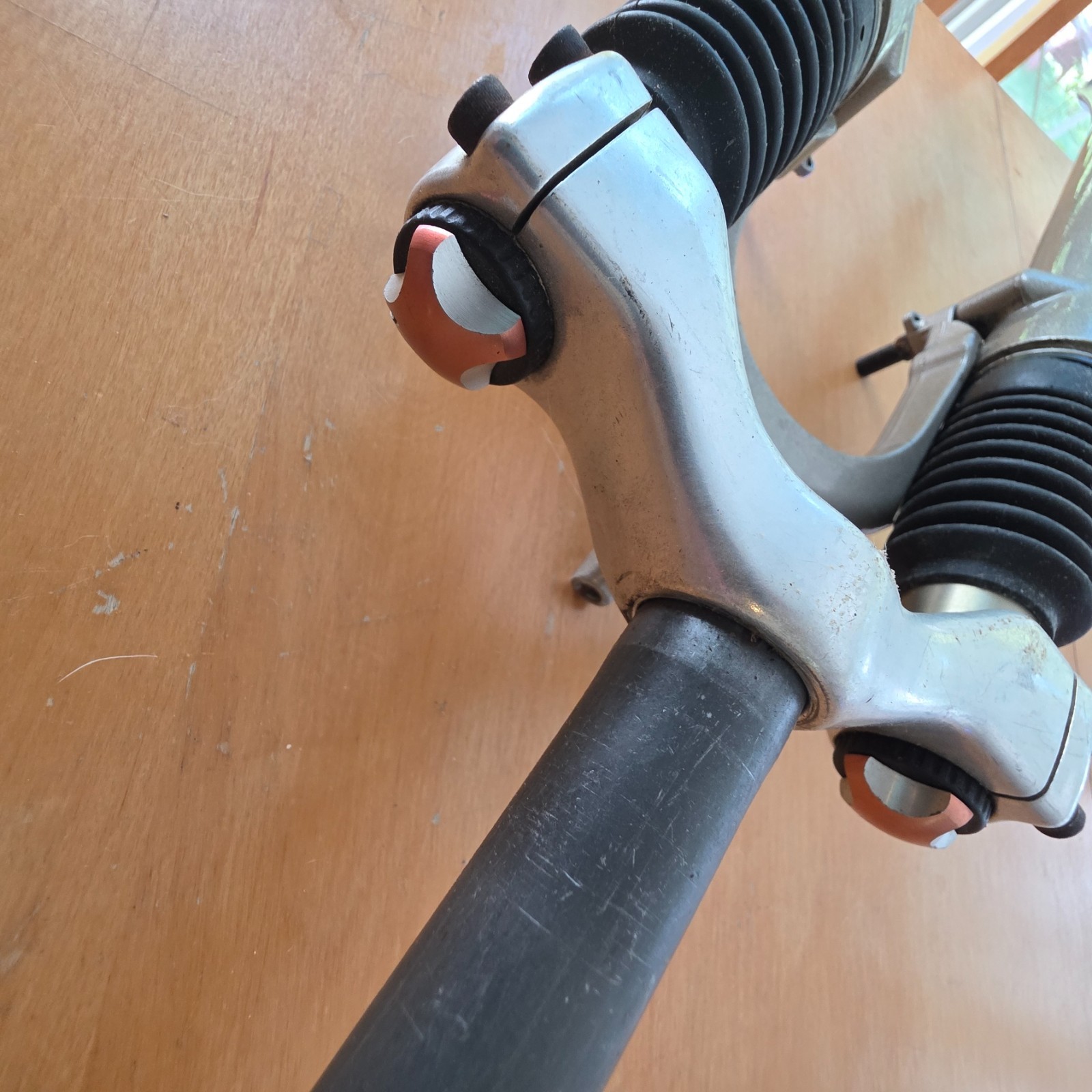 Rockshox Judy XC 80mm 1500g 155mm threaded 1″ steerer (no Elastomers) VGC
